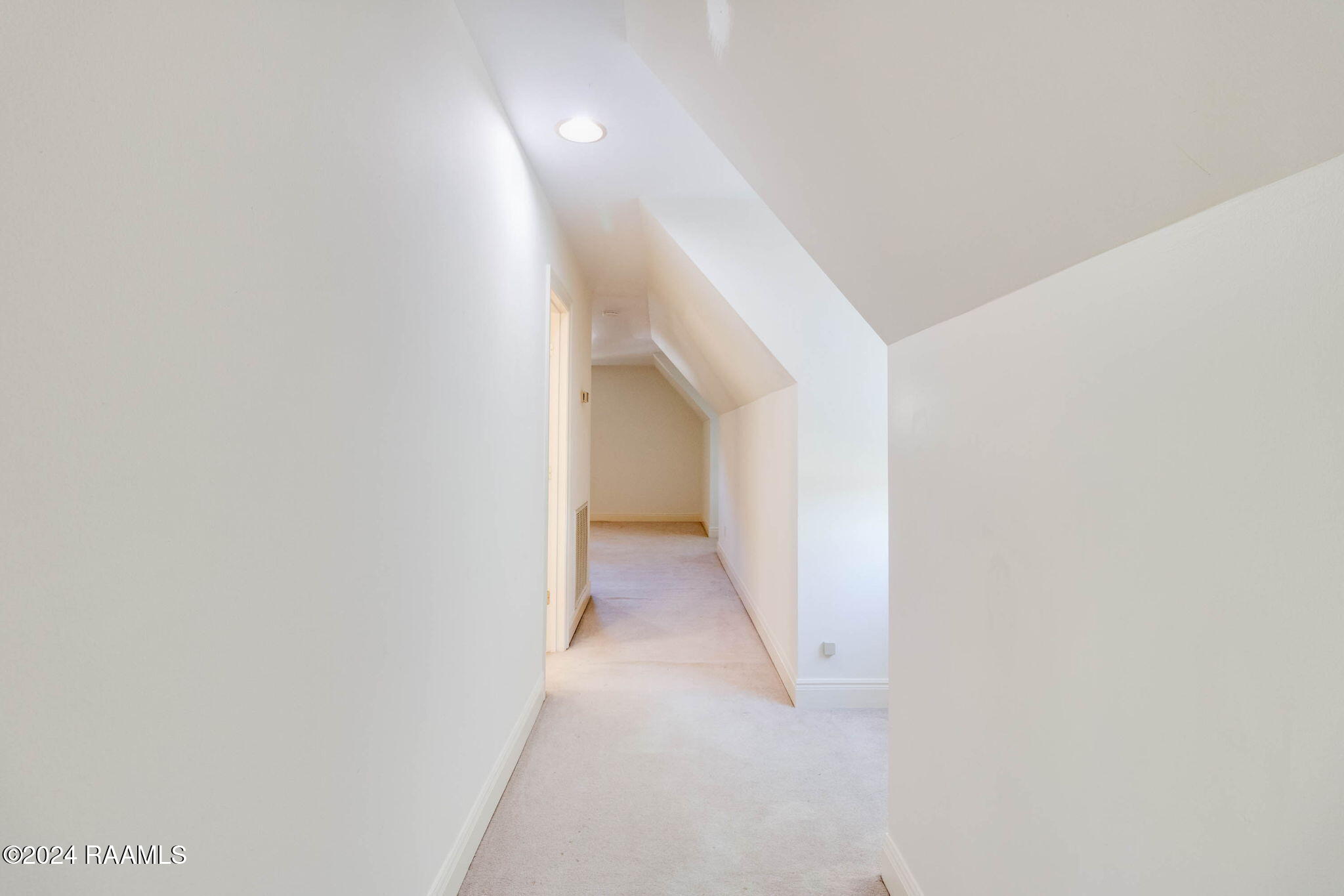 1216 St Esprit Road