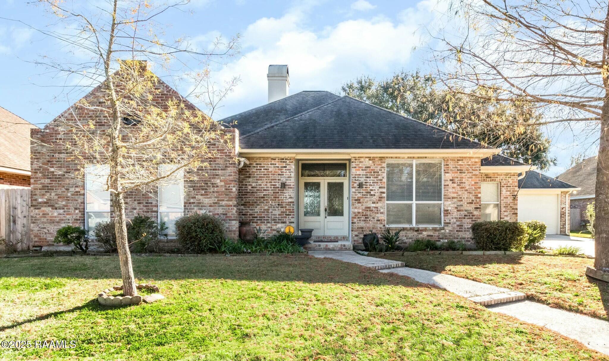 105 Claremont Circle
