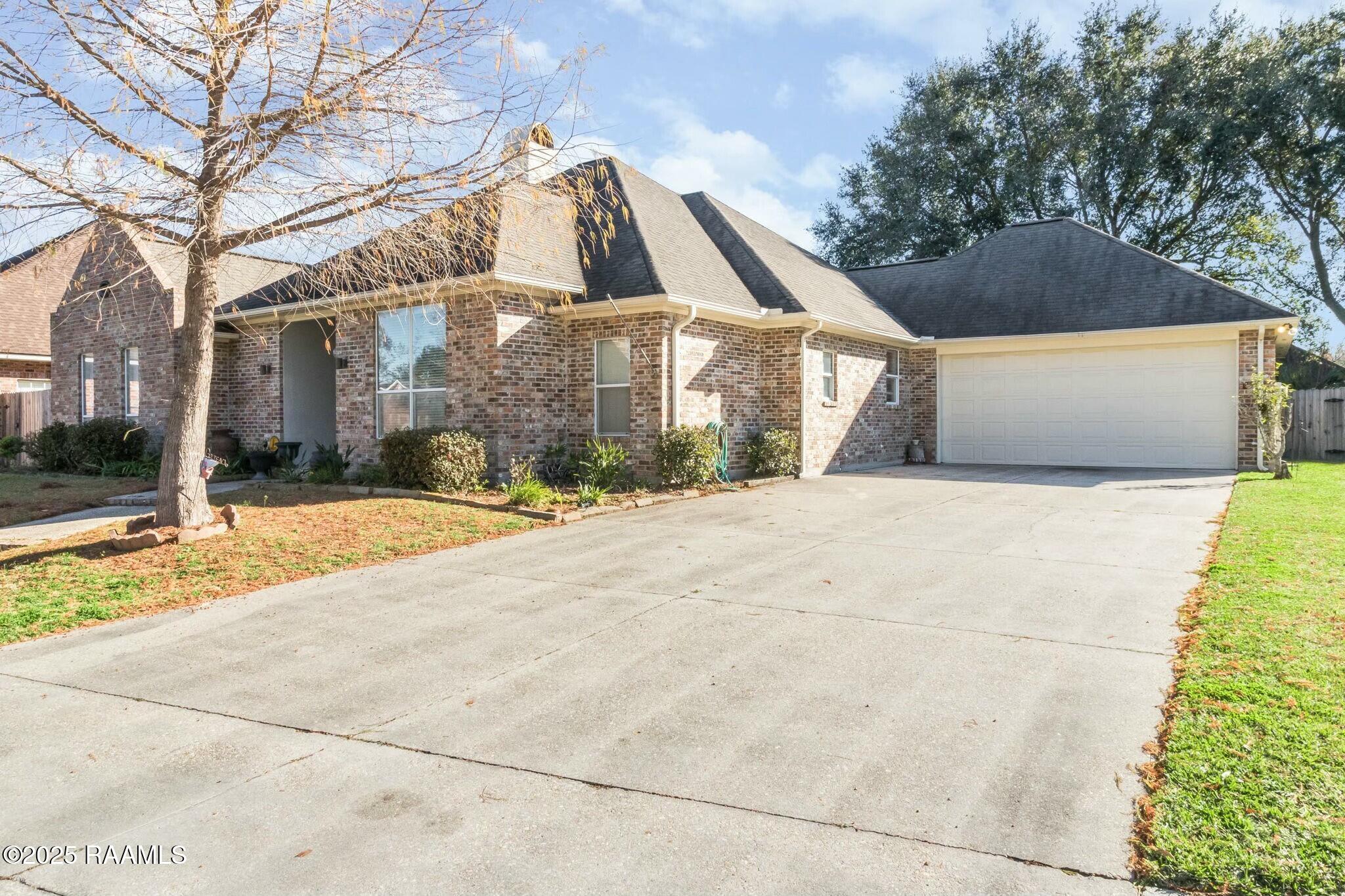 105 Claremont Circle