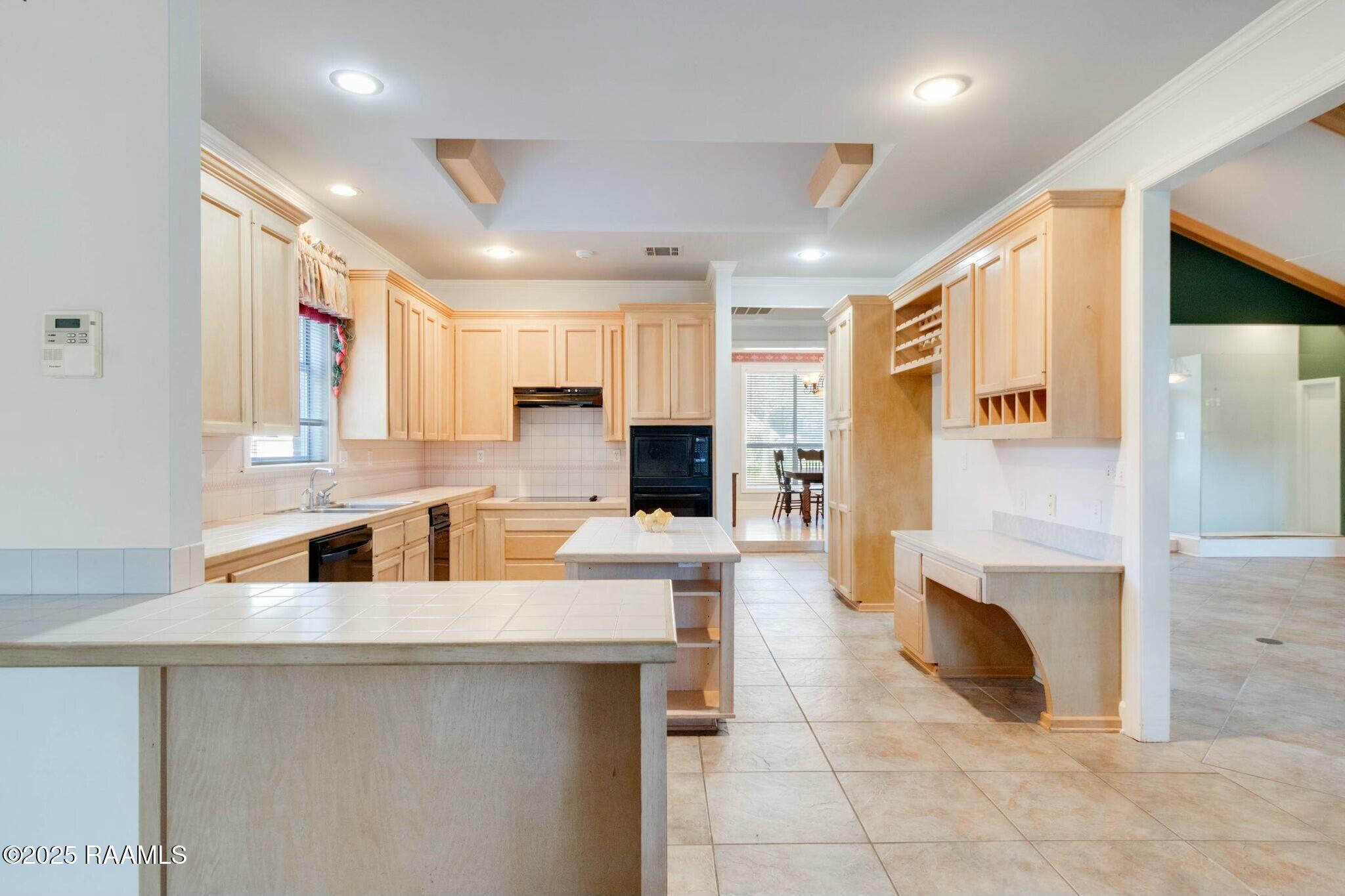105 Claremont Circle