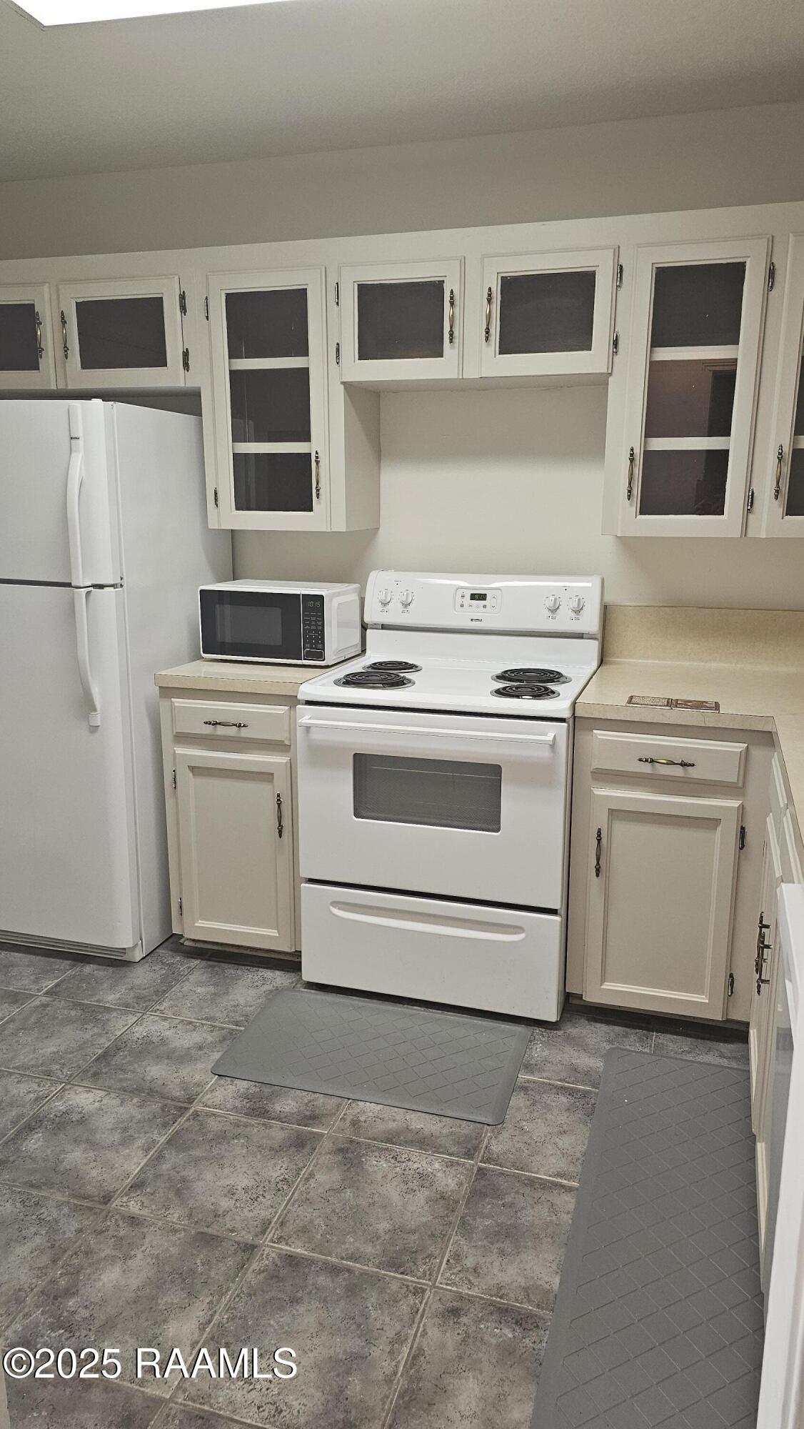203 Southfield Parkway