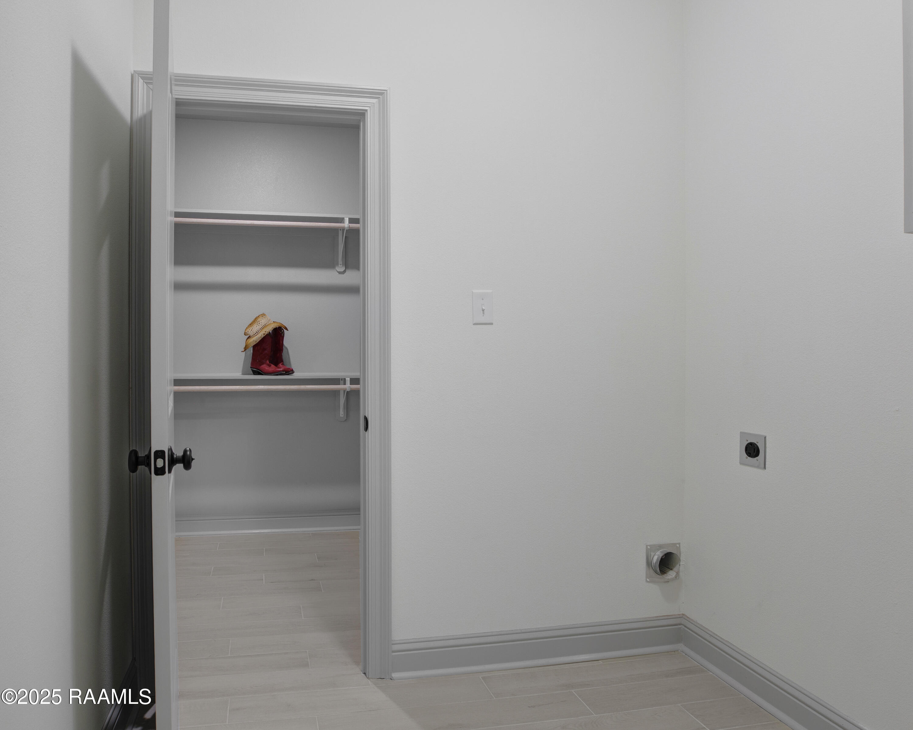 100 Appleby Way