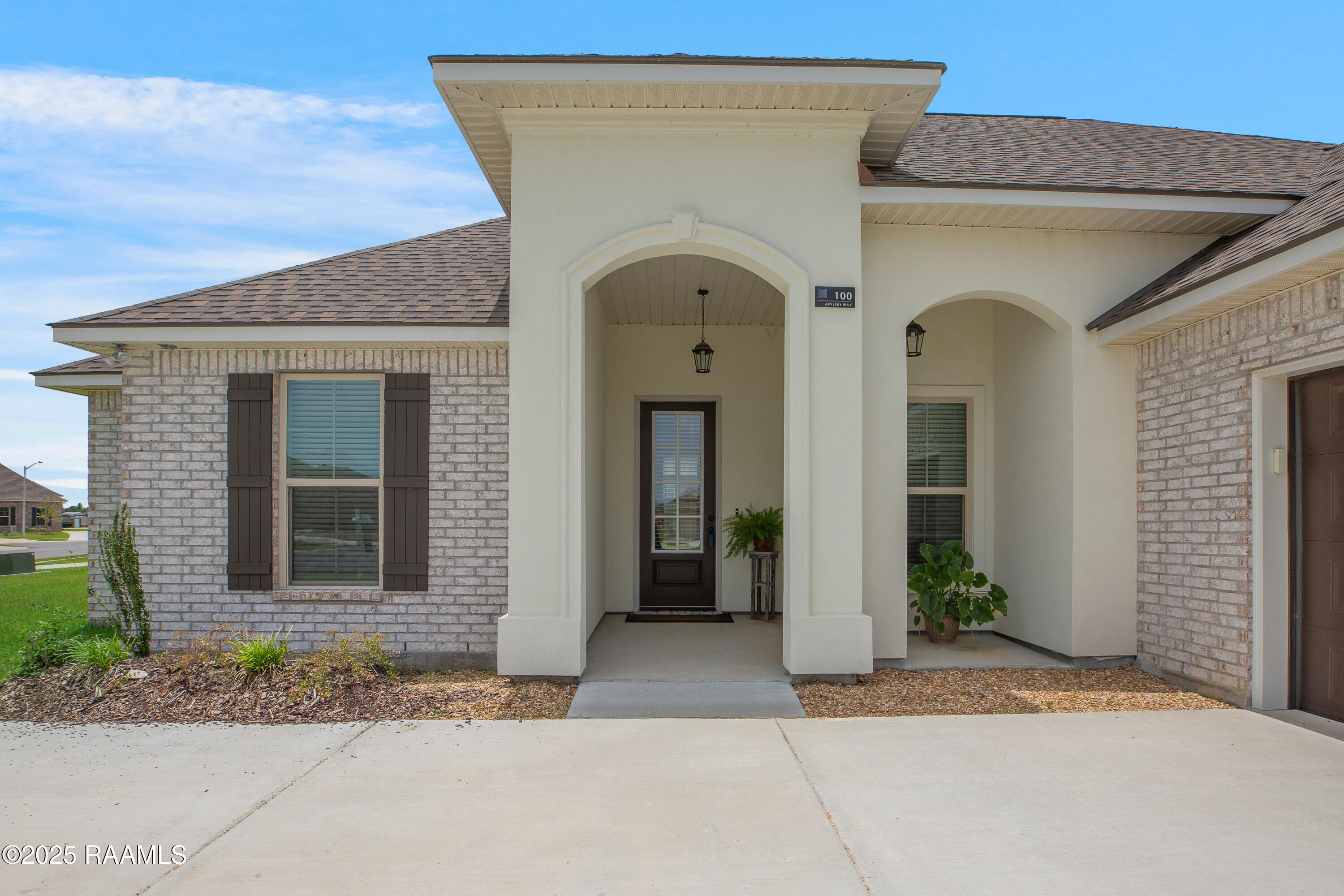100 Appleby Way