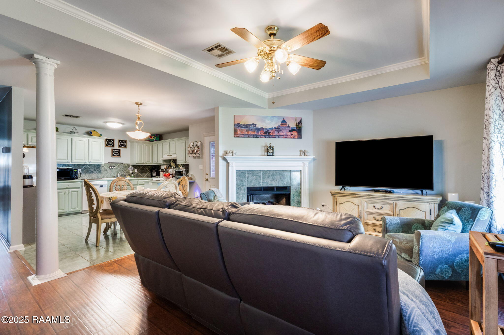 118 Woodoak Circle