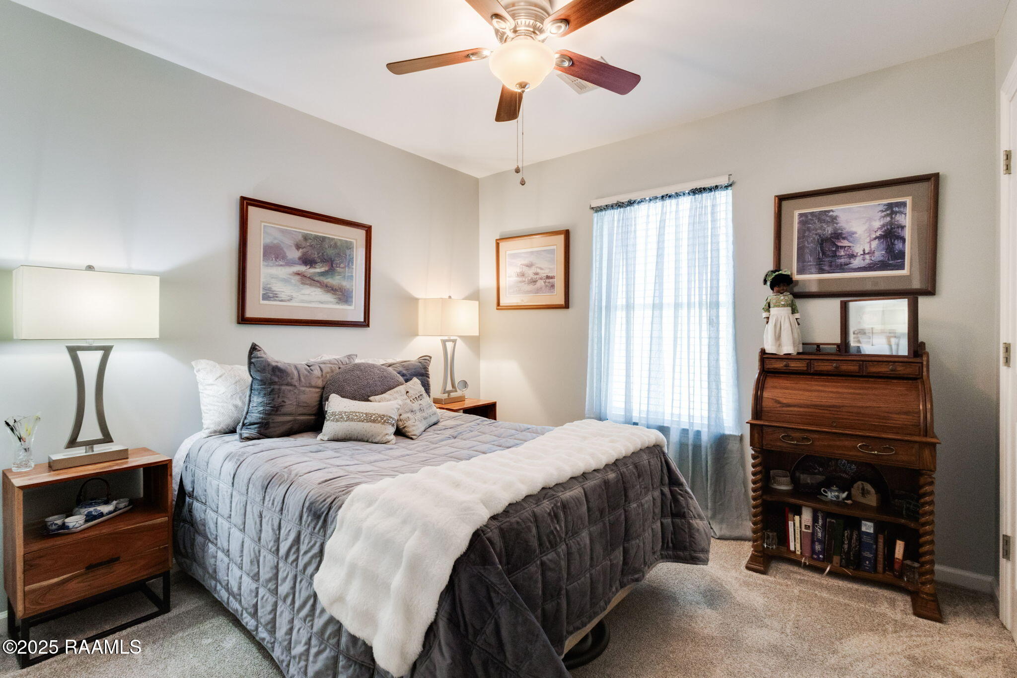 118 Woodoak Circle