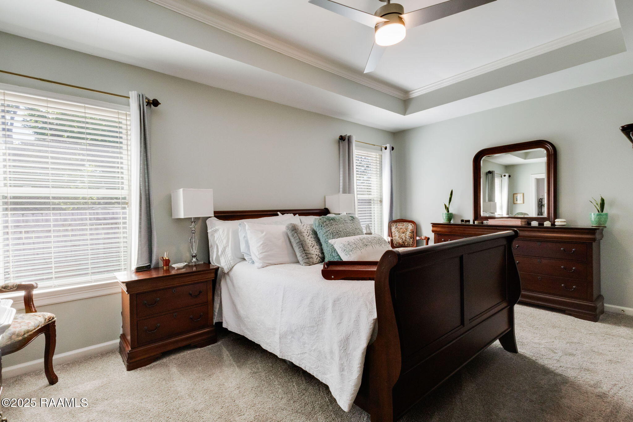 118 Woodoak Circle