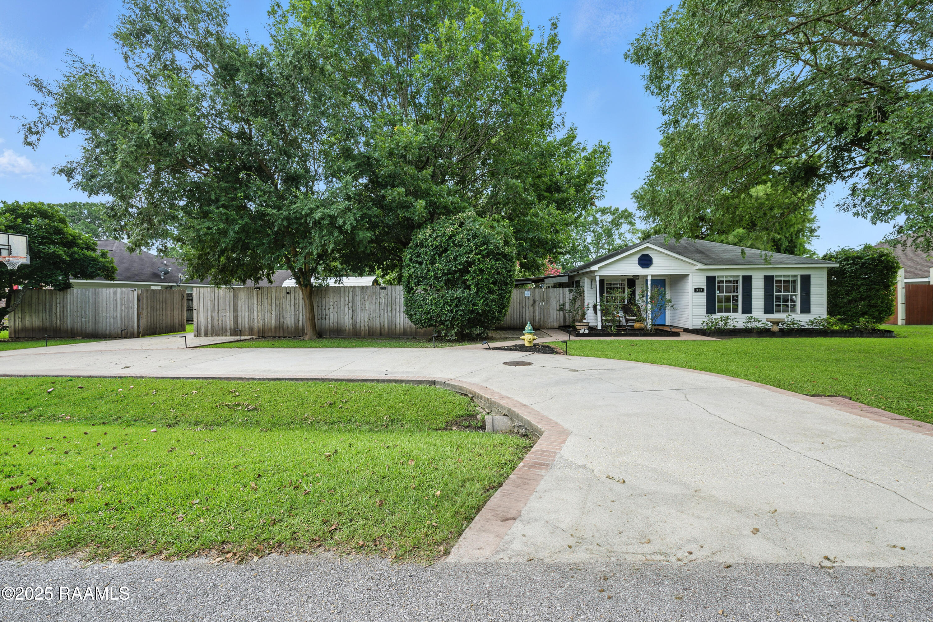 313 Triple Crown Circle