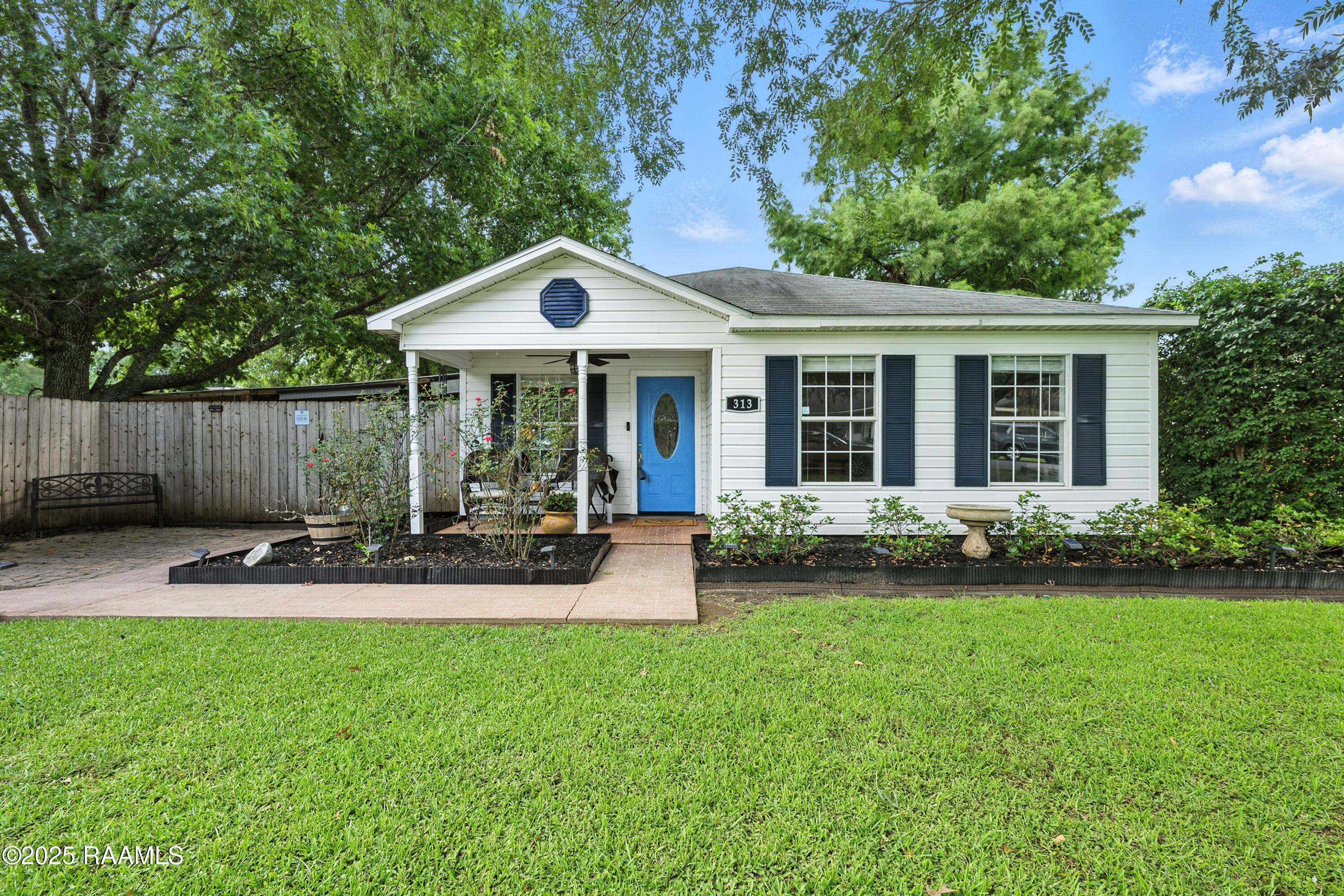 313 Triple Crown Circle