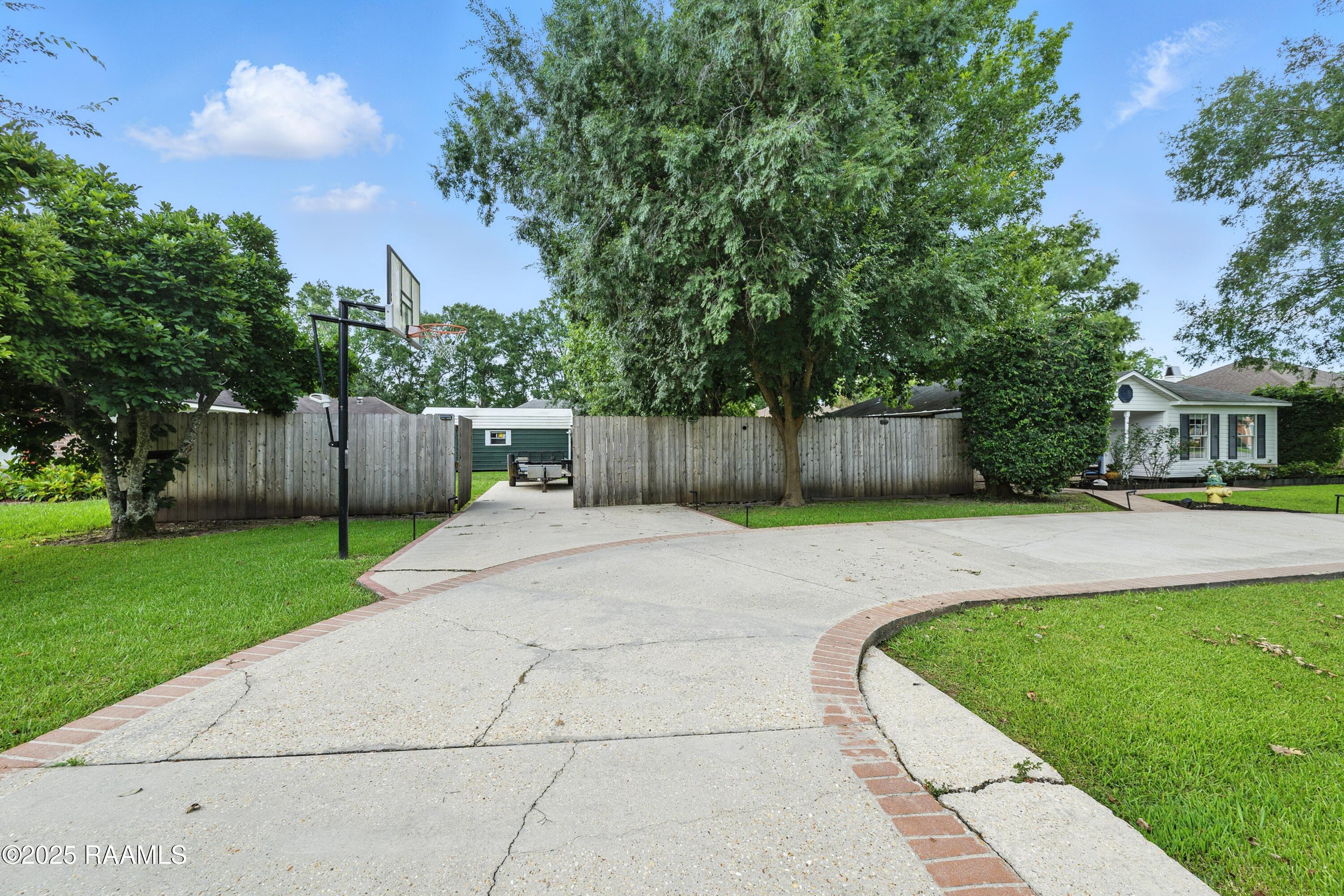 313 Triple Crown Circle