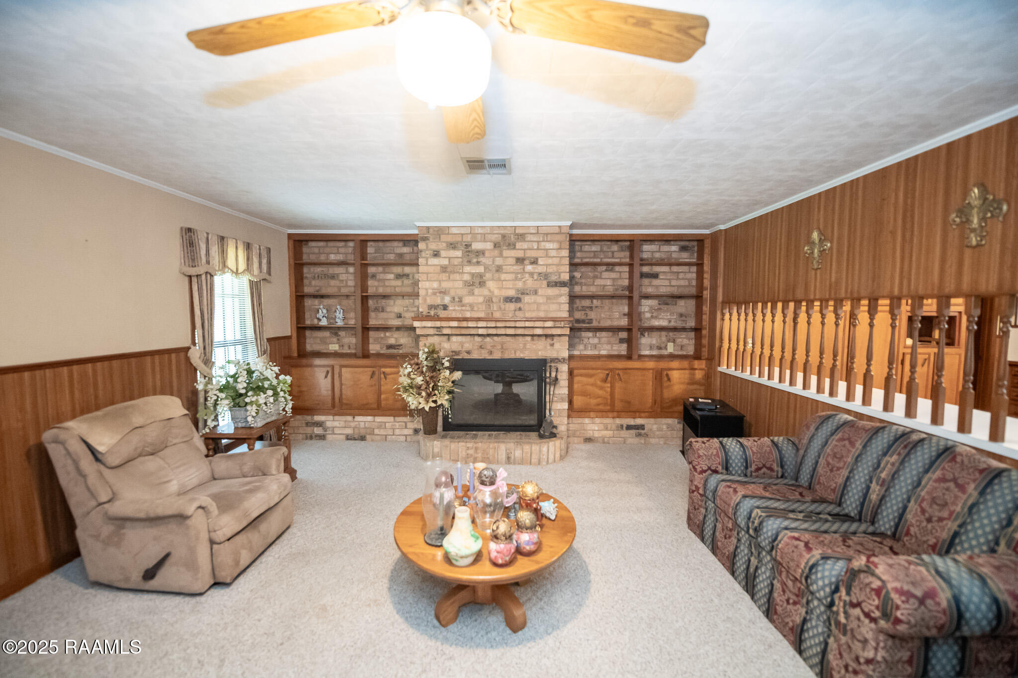 634 S Highway 743