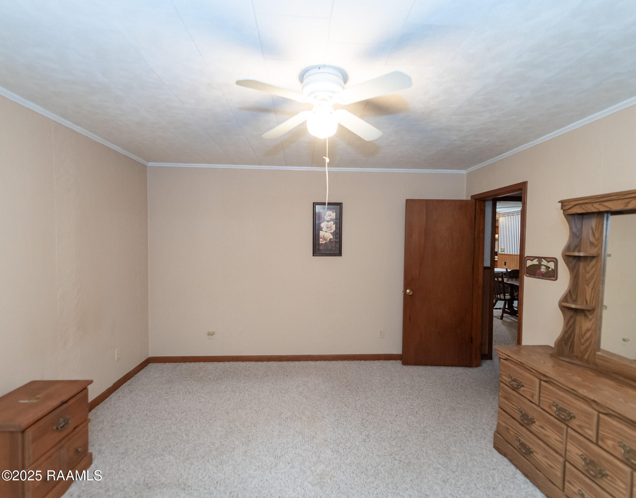 634 S Highway 743