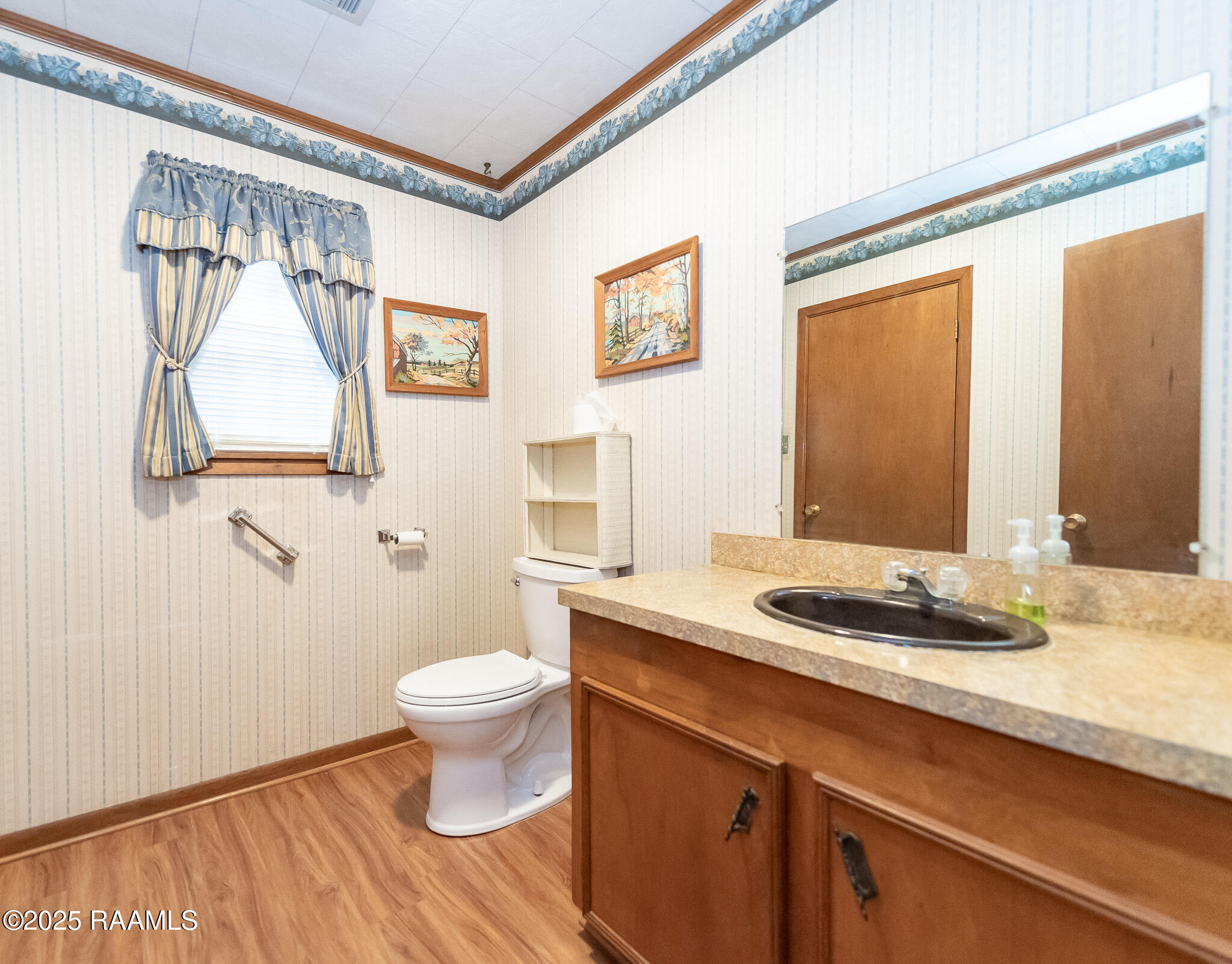 634 S Highway 743