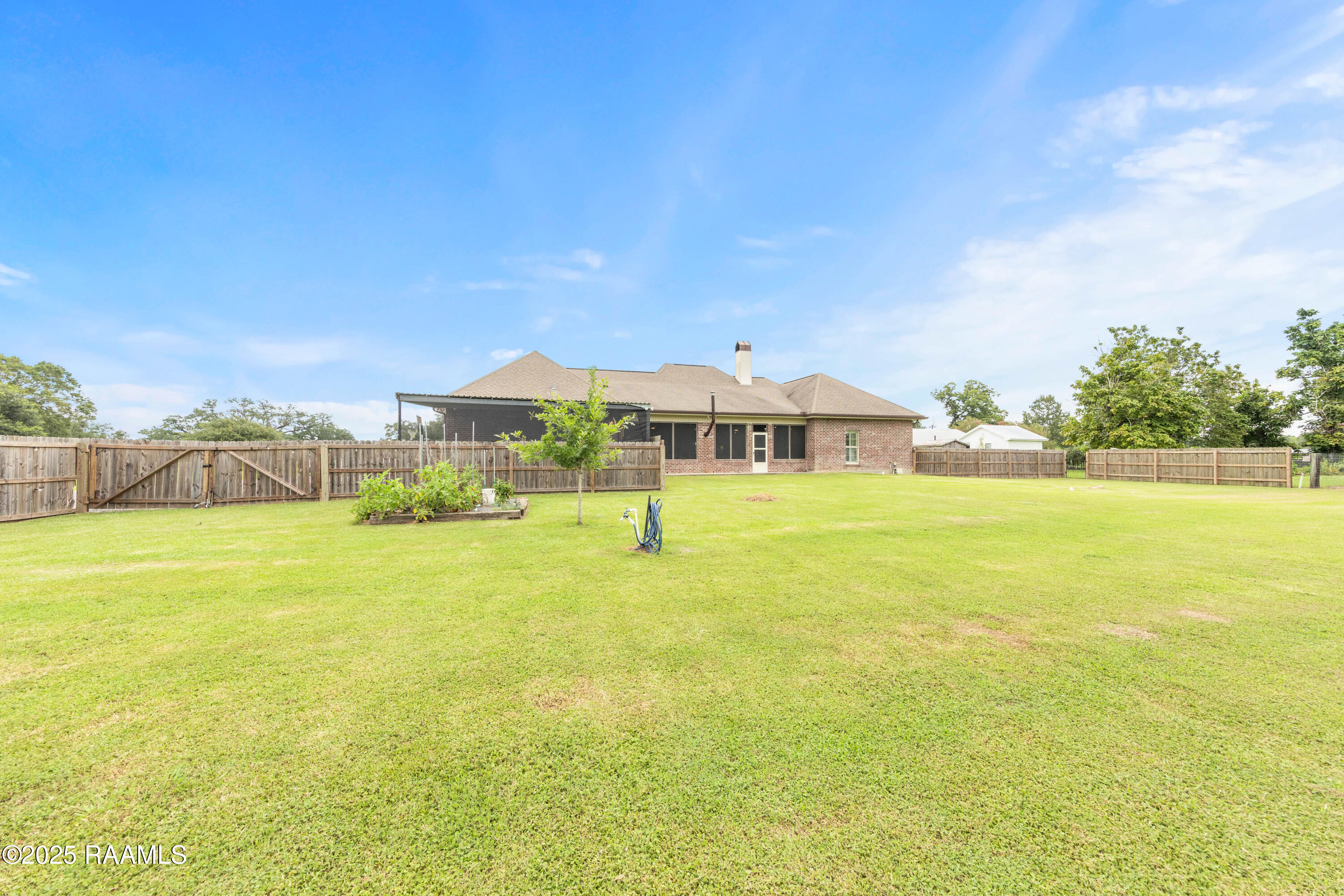1207 B Hwy 347