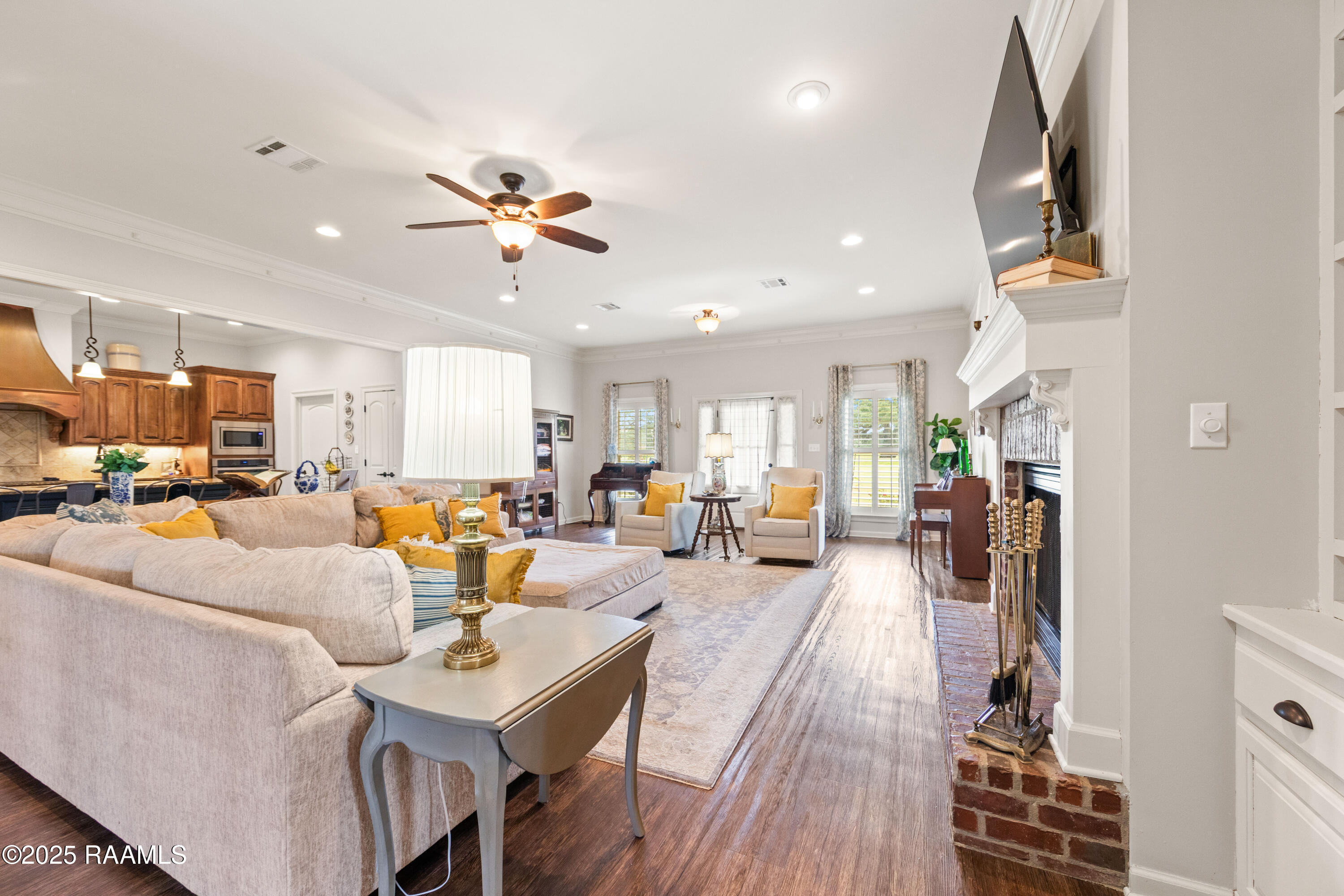 1207 B Hwy 347
