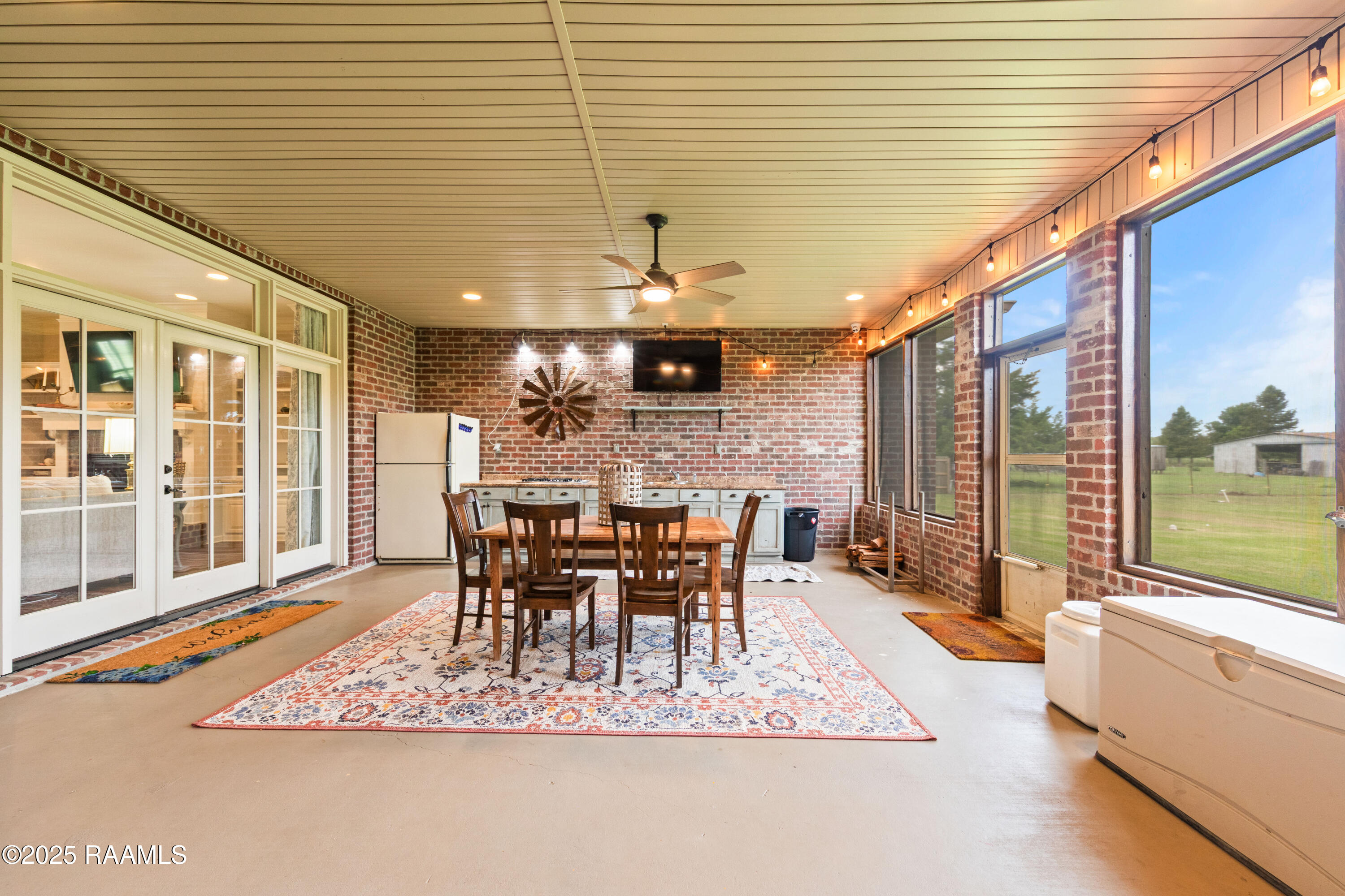1207 B Hwy 347