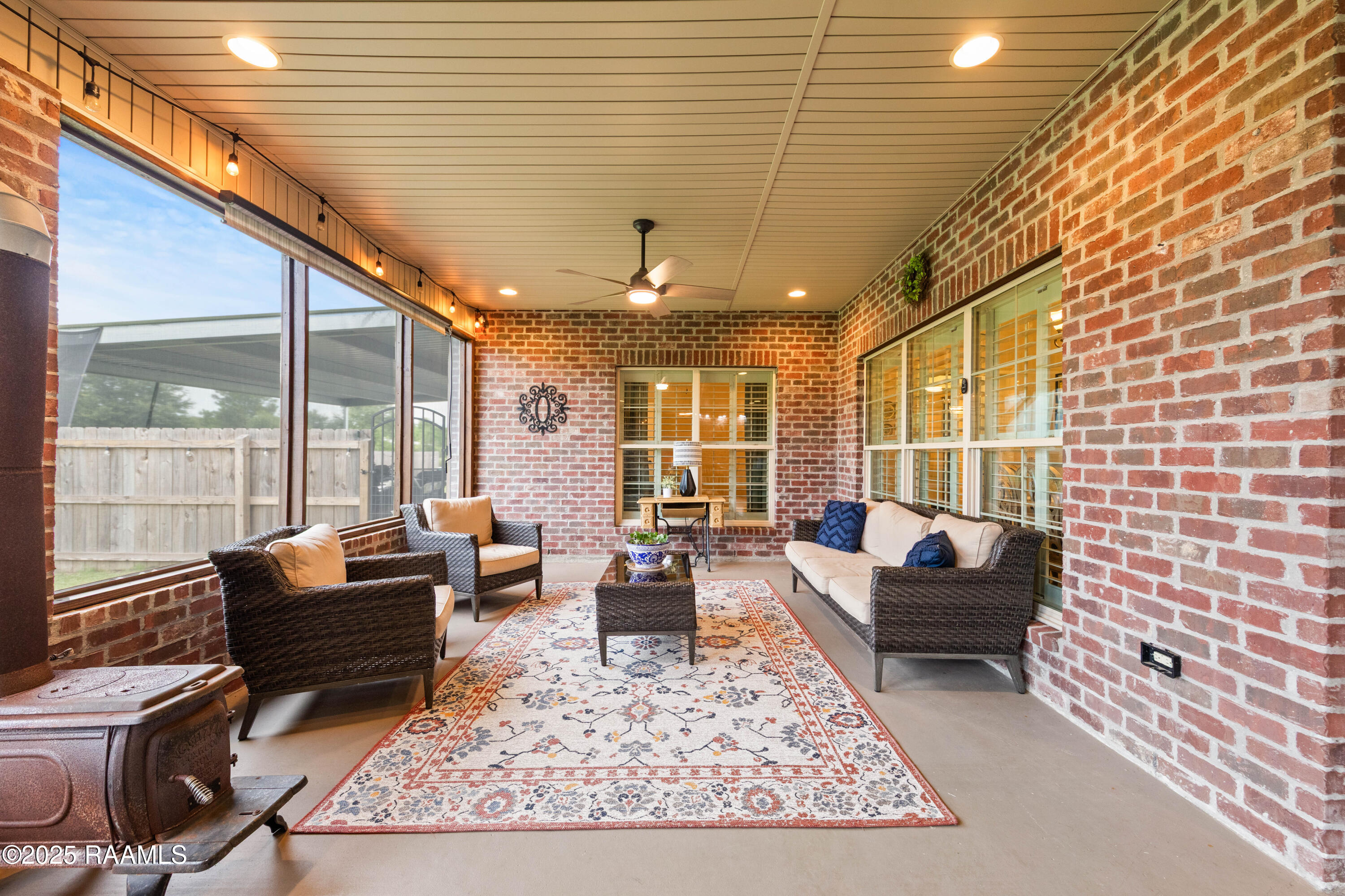 1207 B Hwy 347
