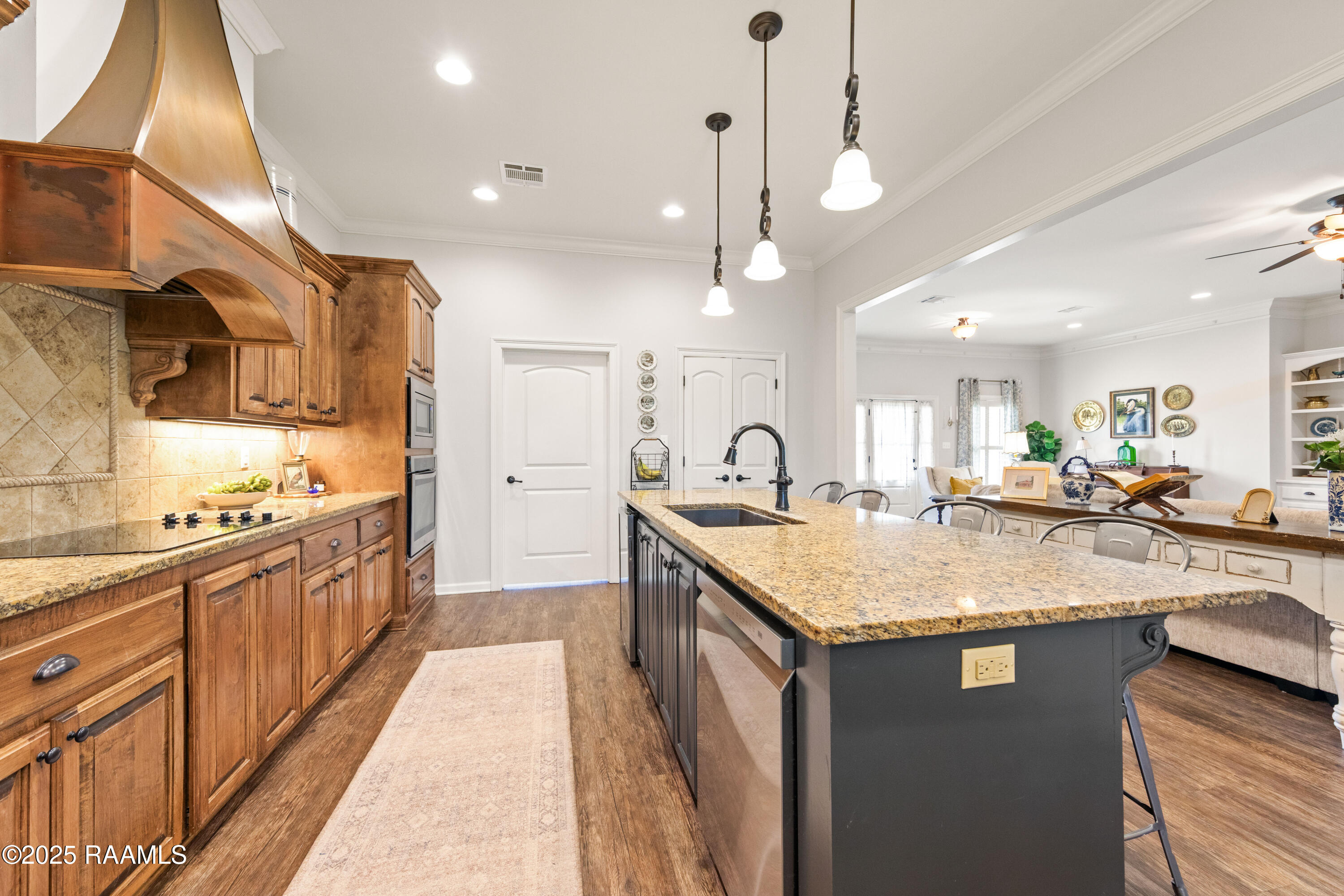 1207 B Hwy 347