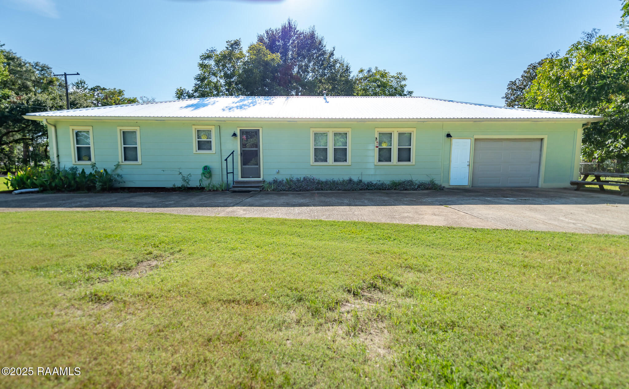 119 Diane Drive