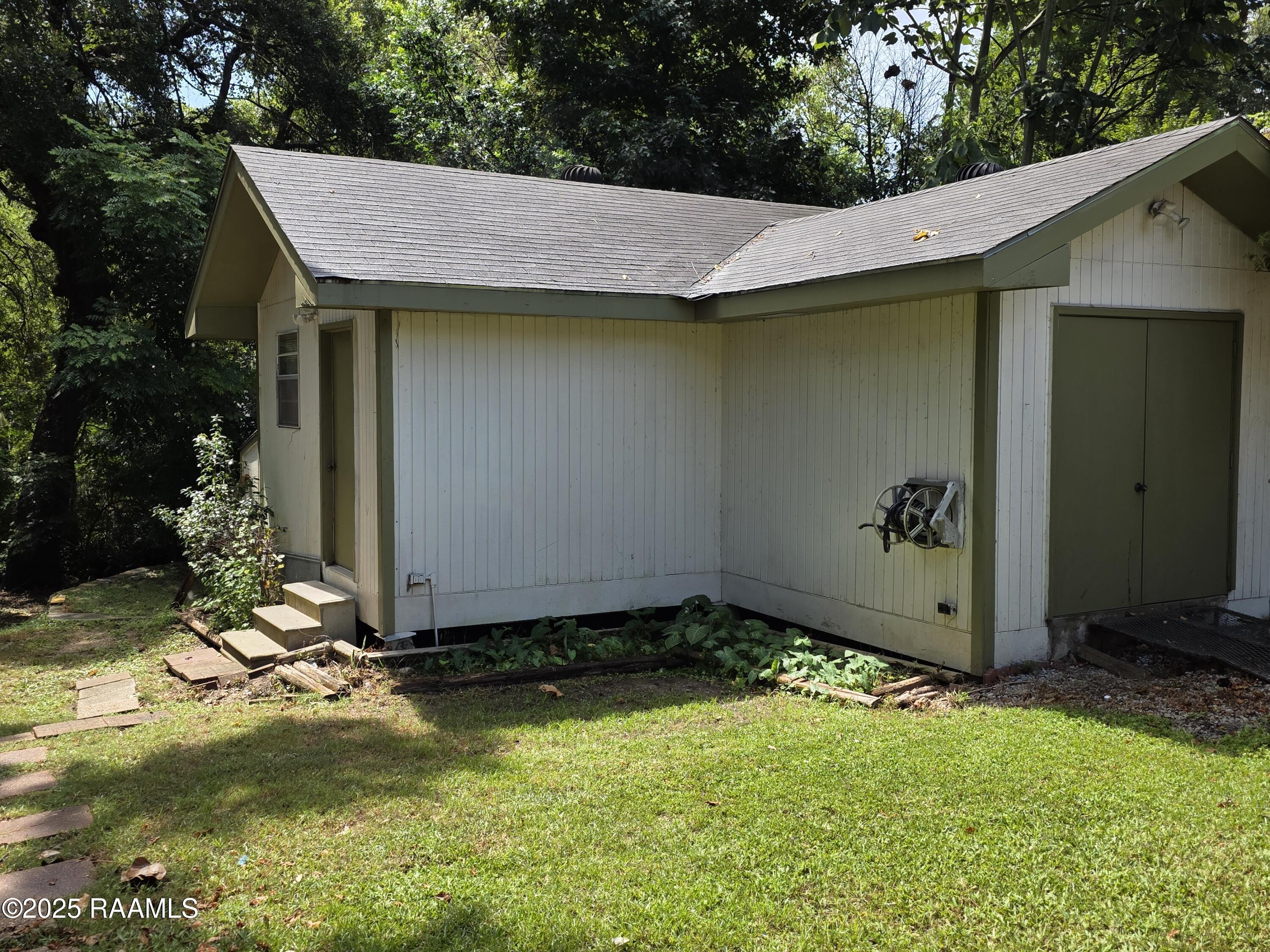 203 Neil Street