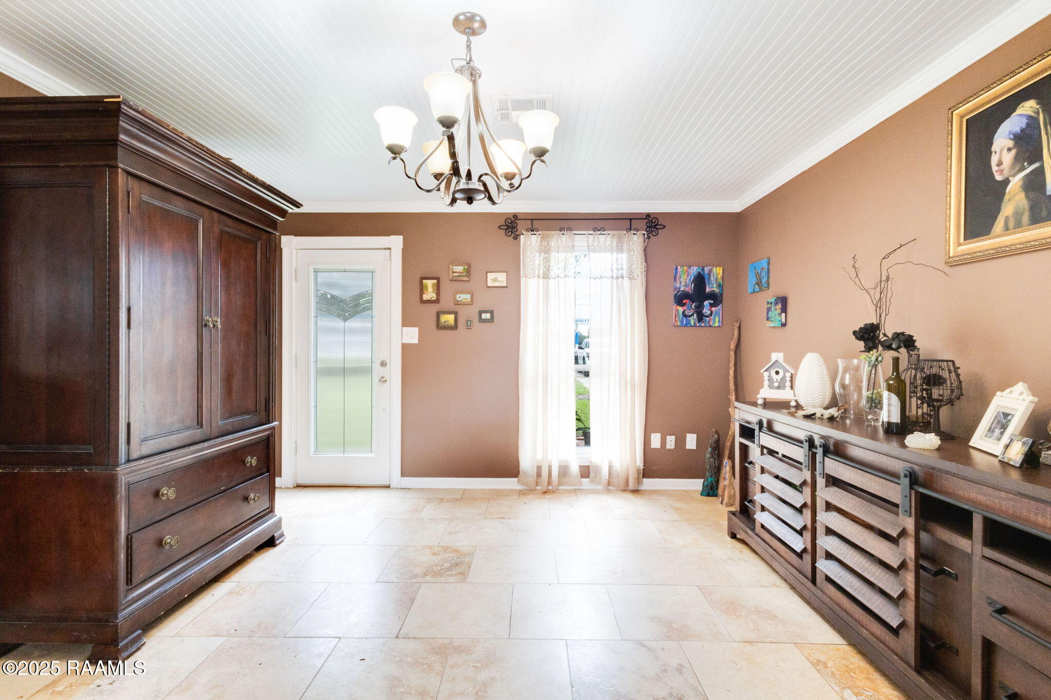 2580 Grand Point Highway