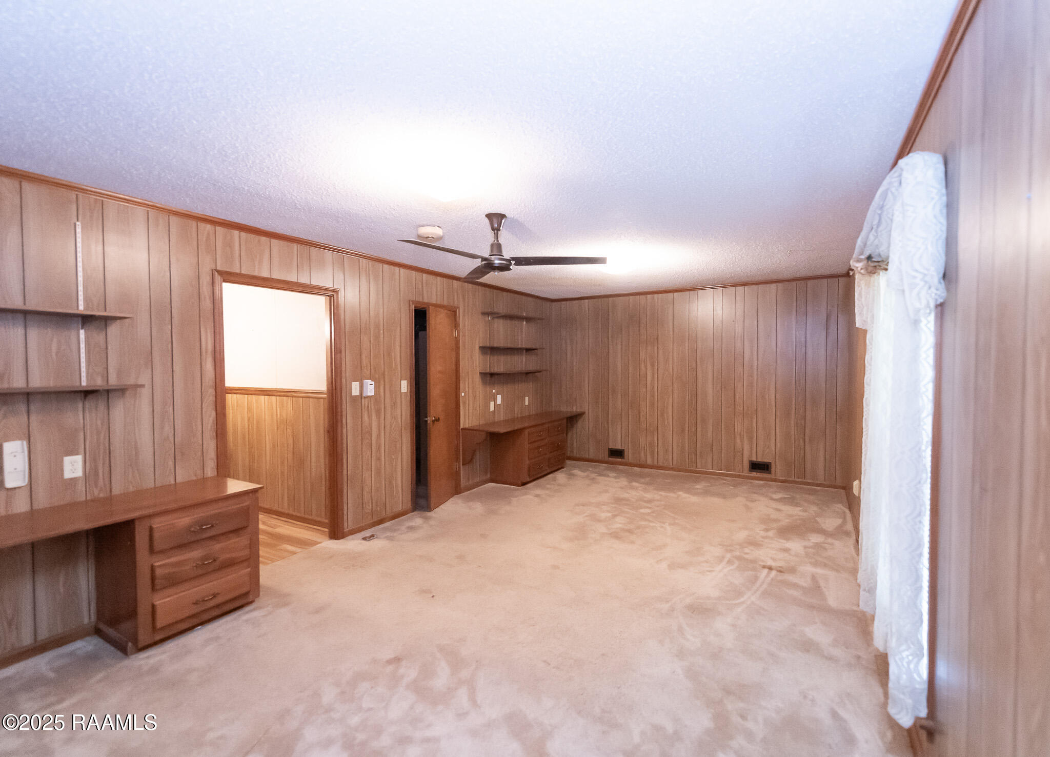 3233 Walnut Drive