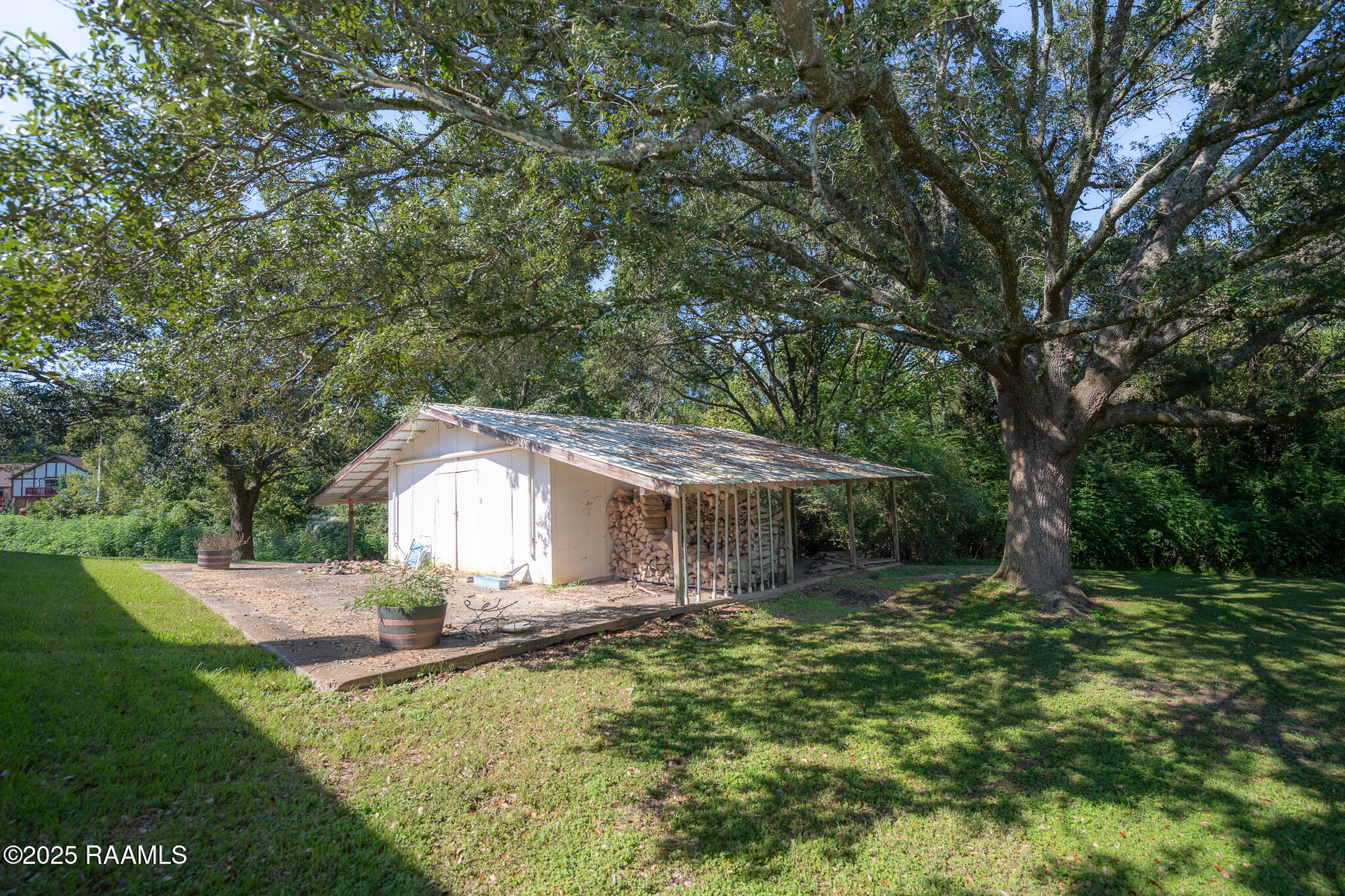 3233 Walnut Drive