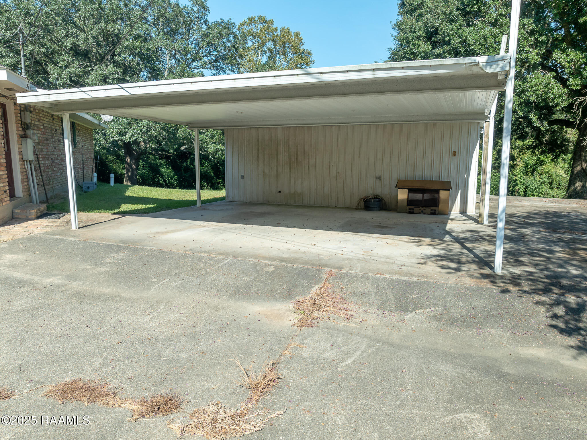 3233 Walnut Drive