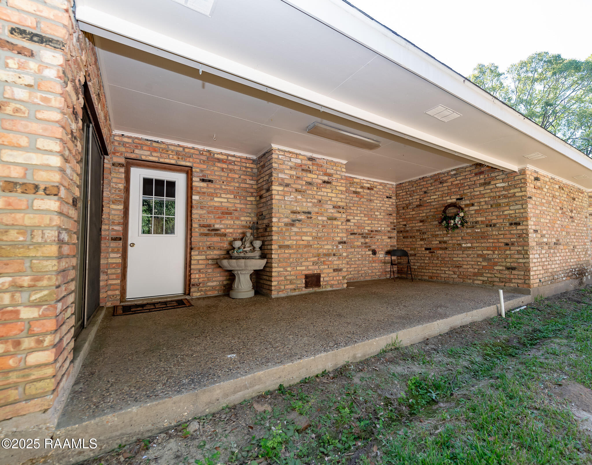 3233 Walnut Drive