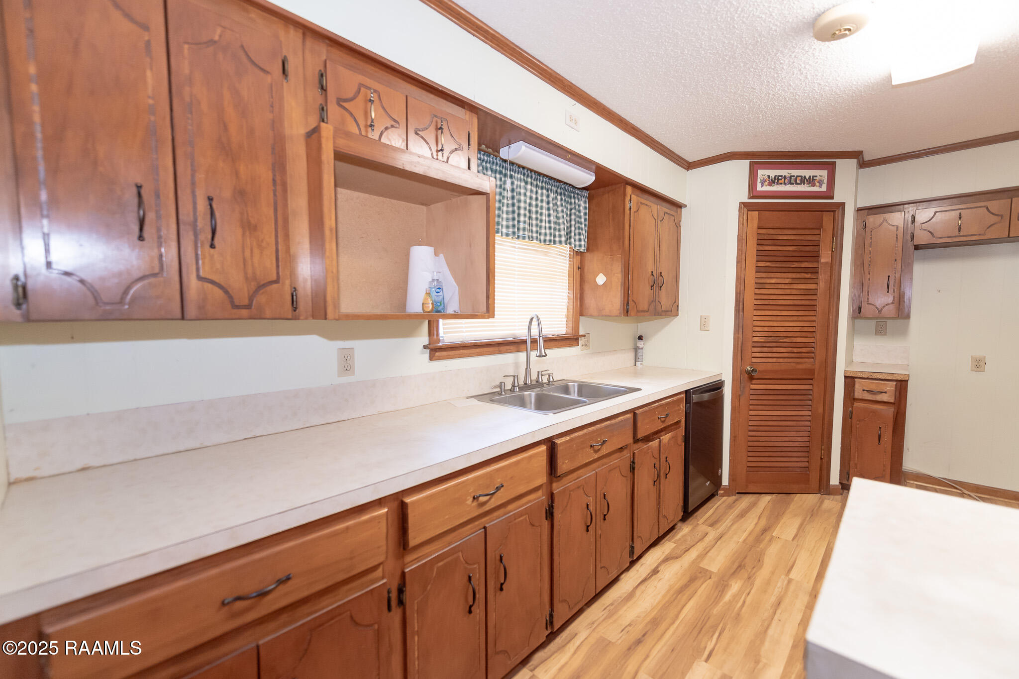 3233 Walnut Drive