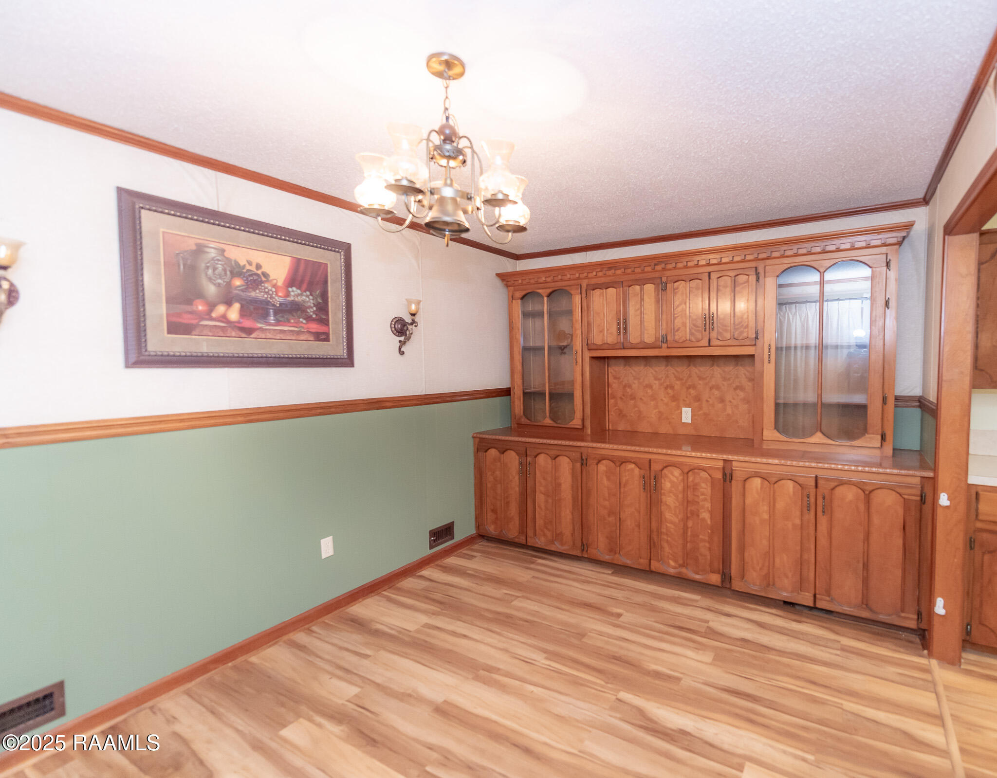 3233 Walnut Drive