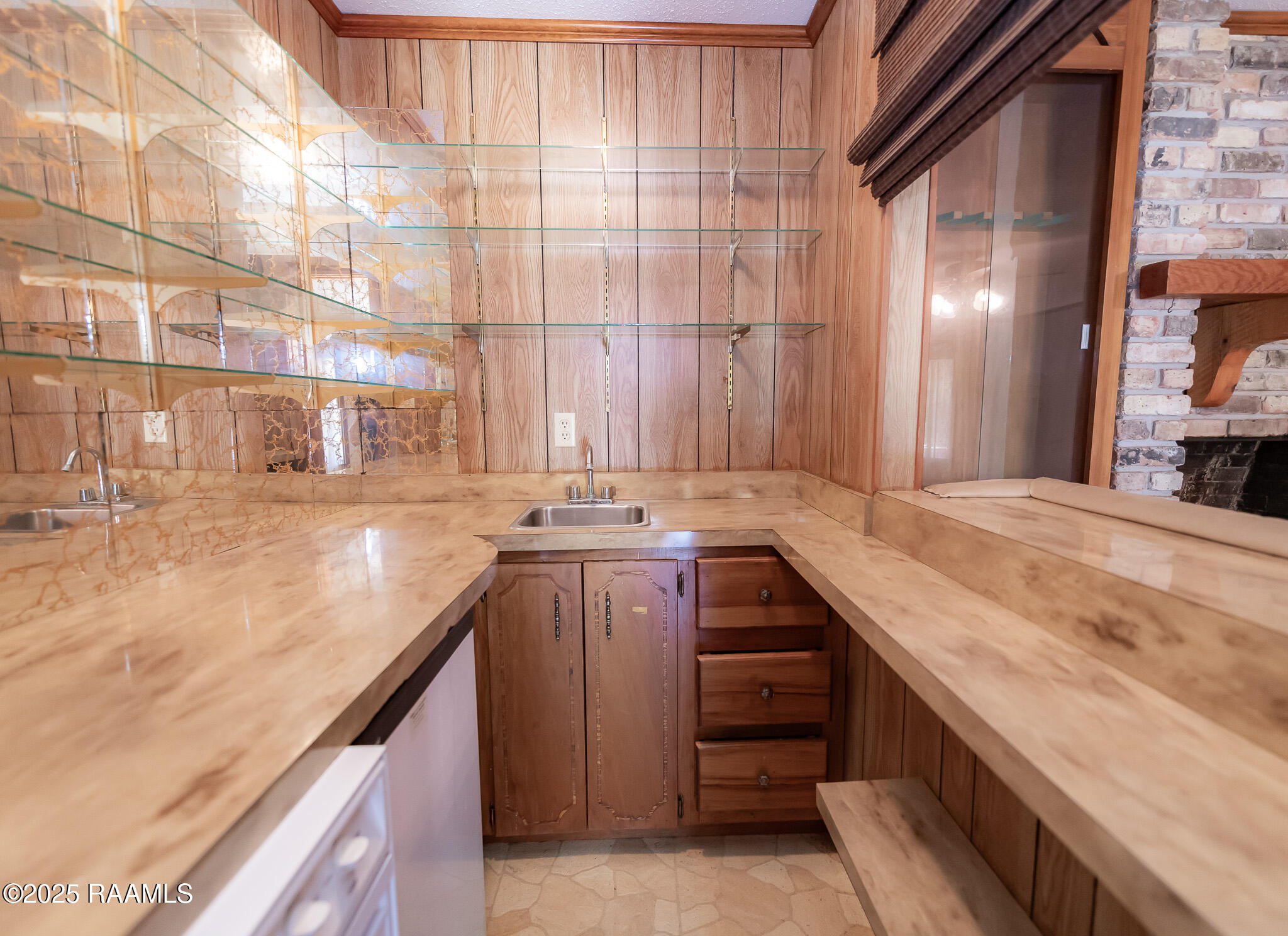 3233 Walnut Drive
