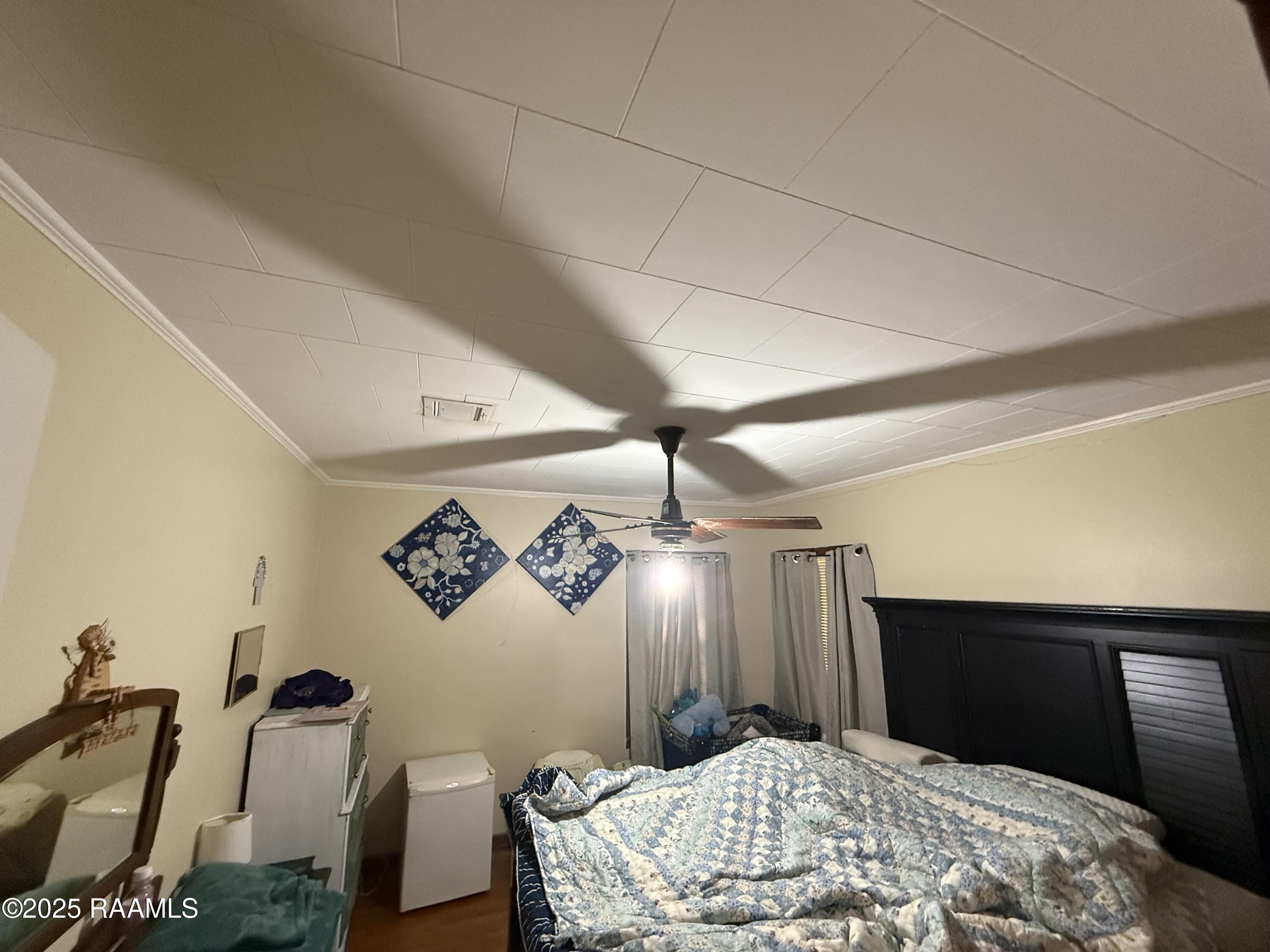 328 Saizan Avenue