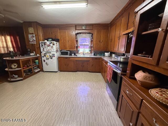 328 Saizan Avenue