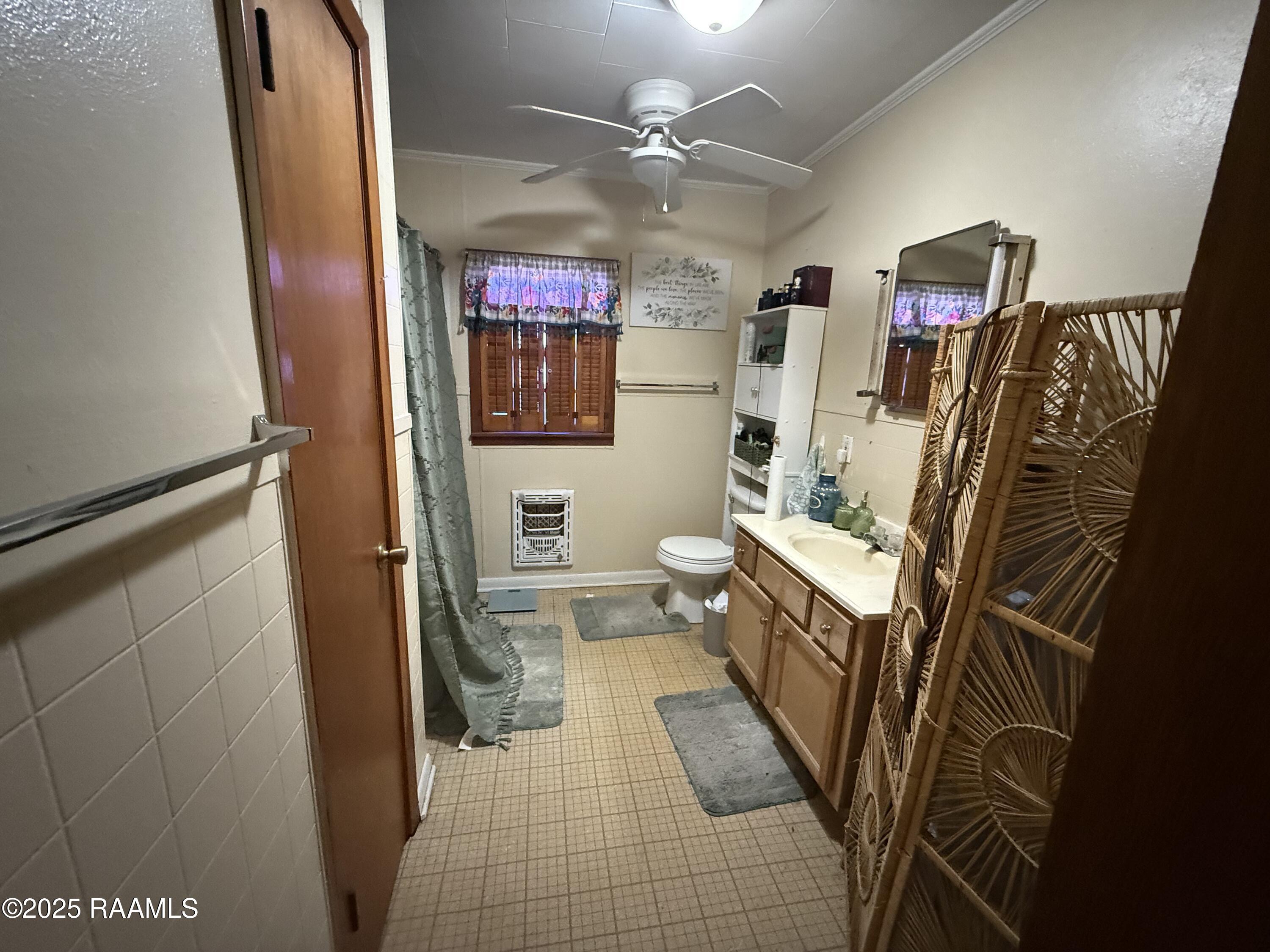 328 Saizan Avenue