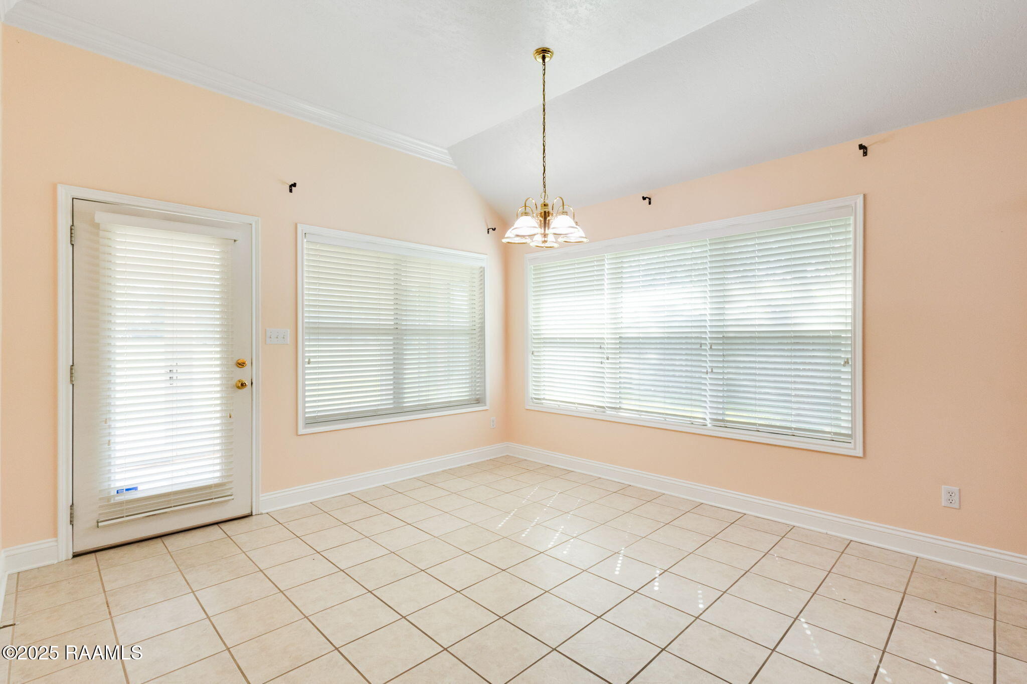 1710 Oakleaf Boulevard