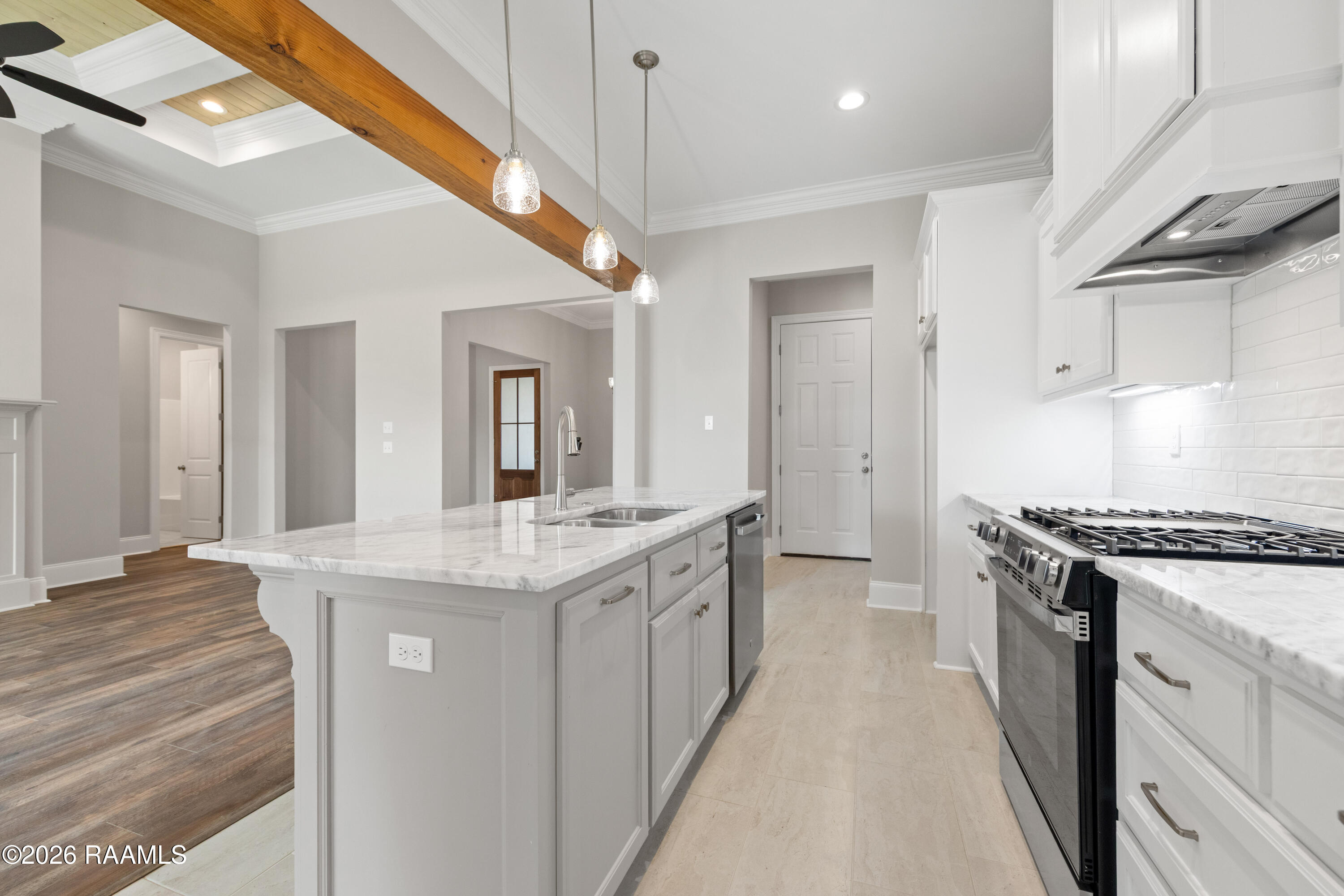 102 Sun Vista Lane