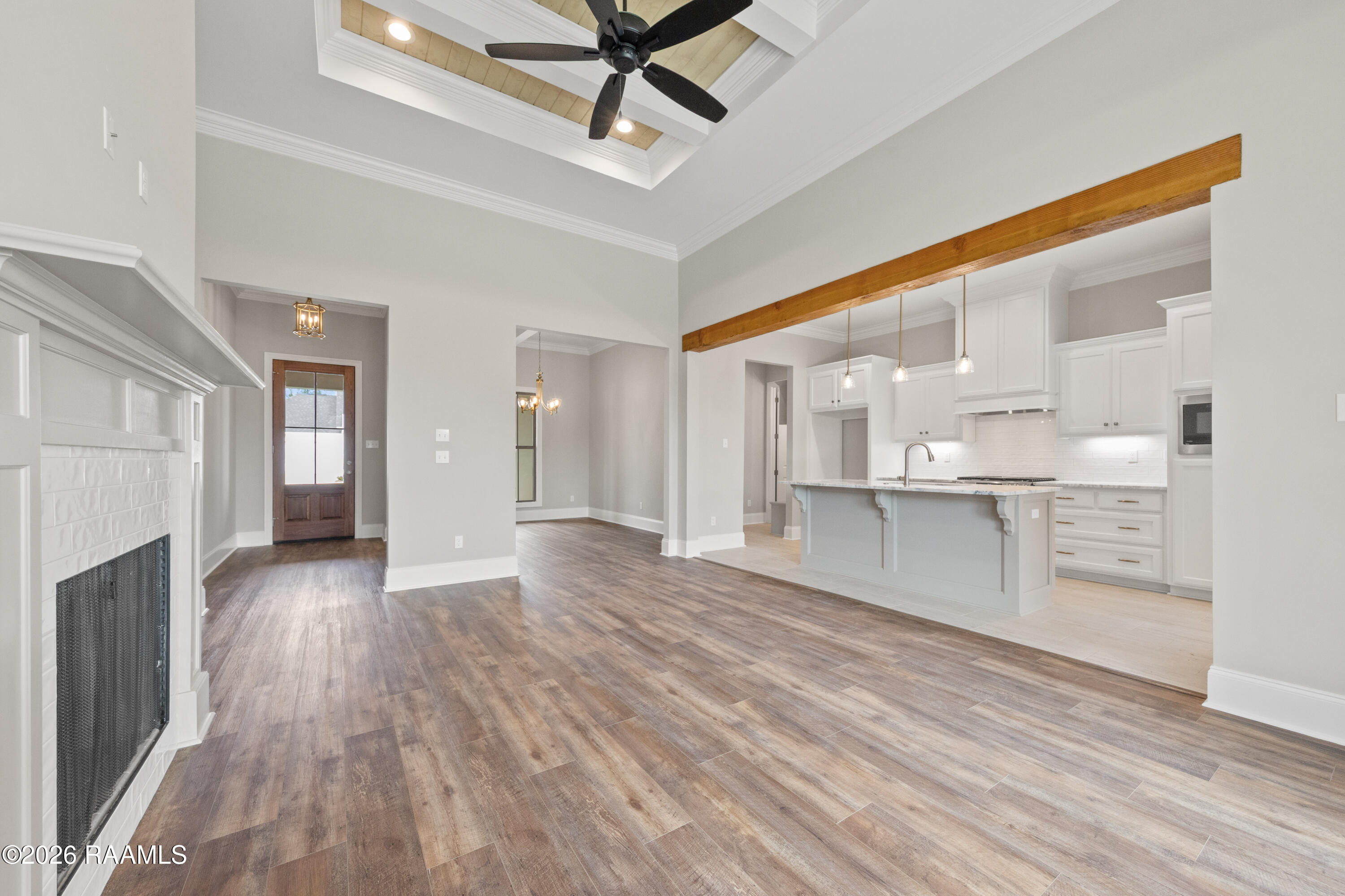 102 Sun Vista Lane