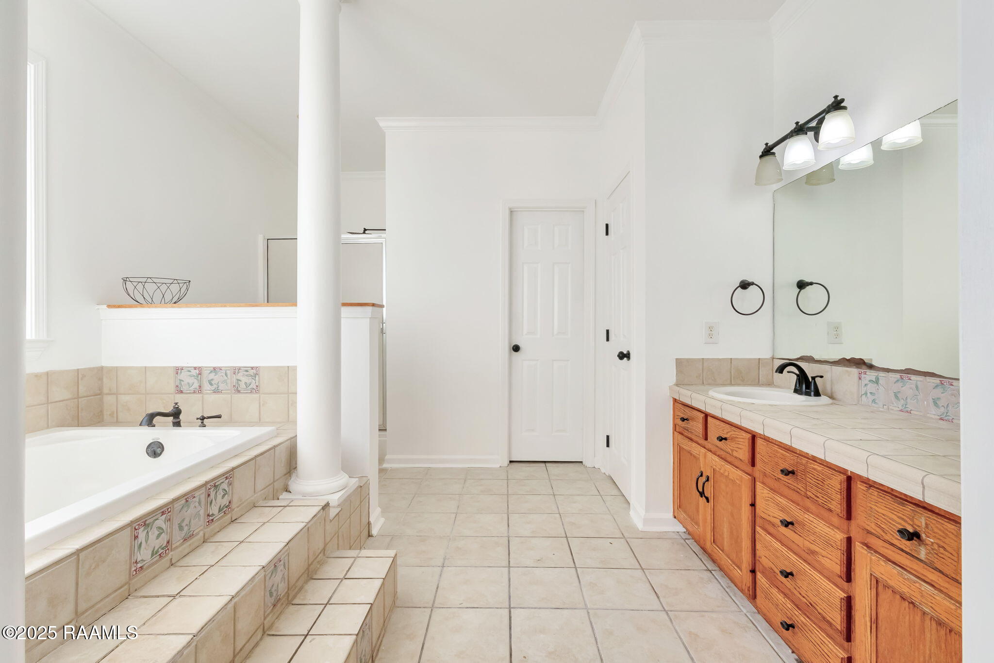 2105 Dustin Morgan Loop