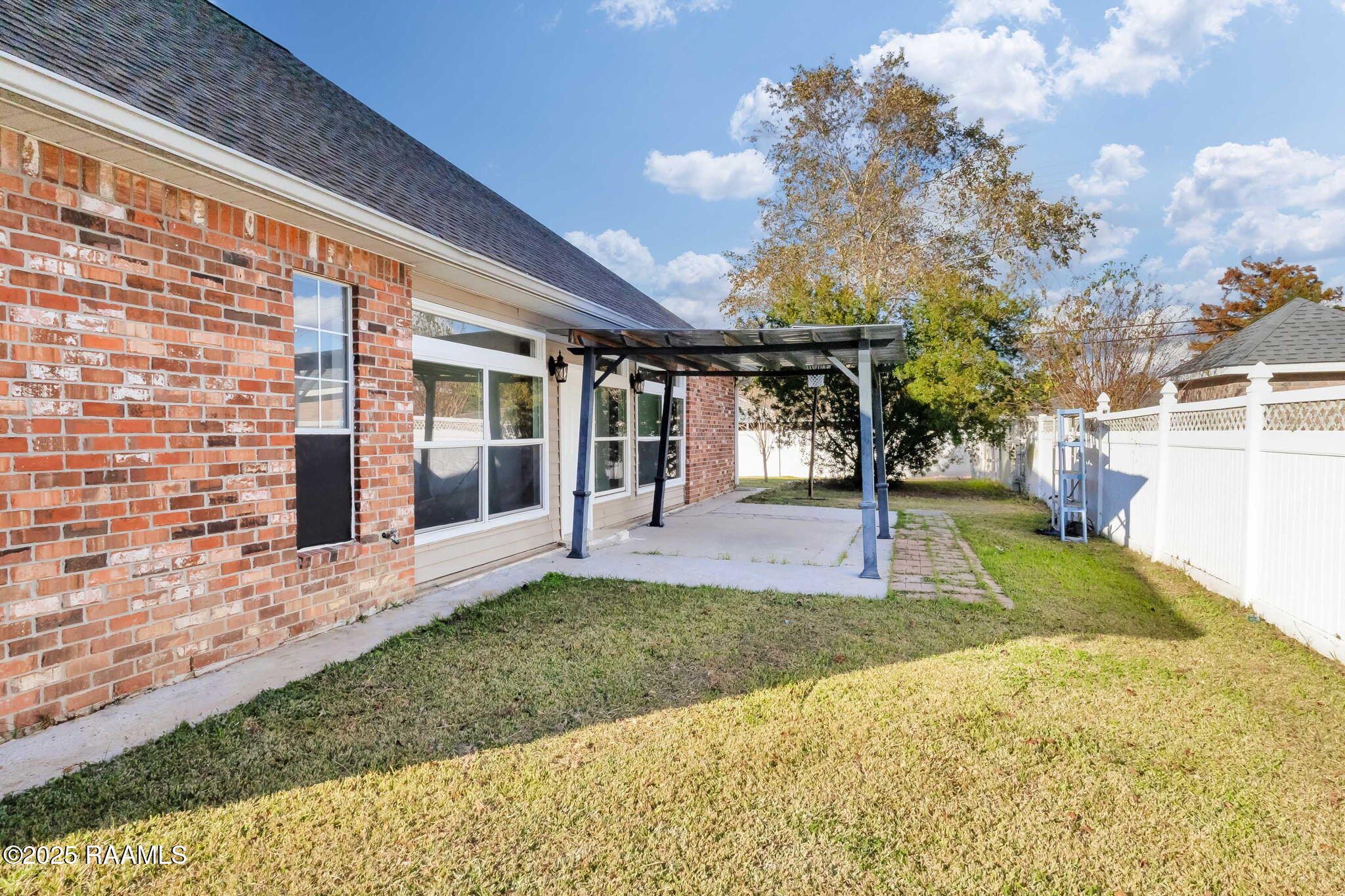 2105 Dustin Morgan Loop