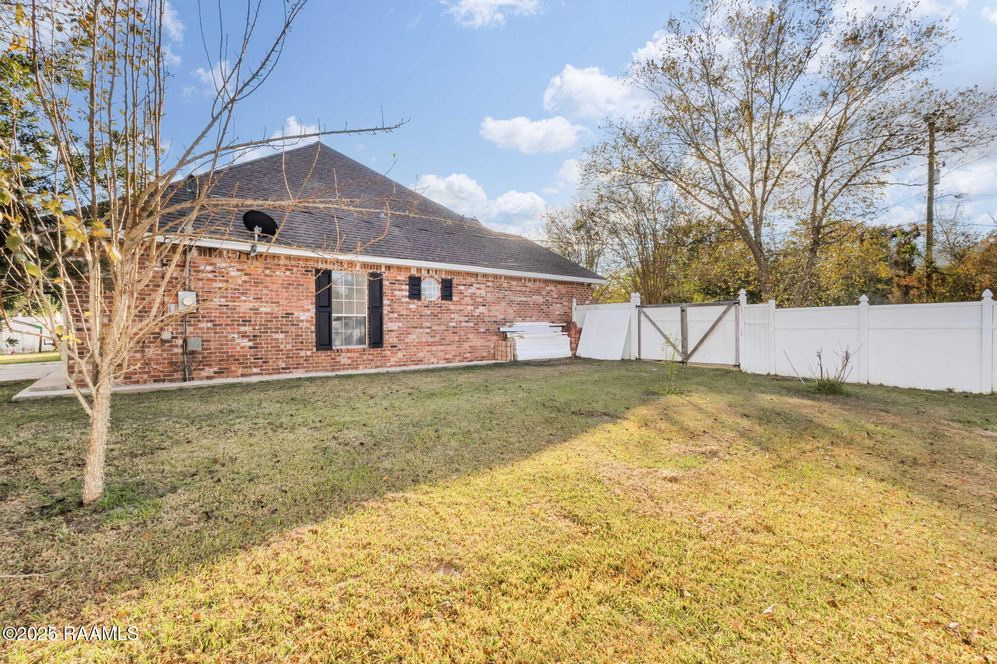 2105 Dustin Morgan Loop