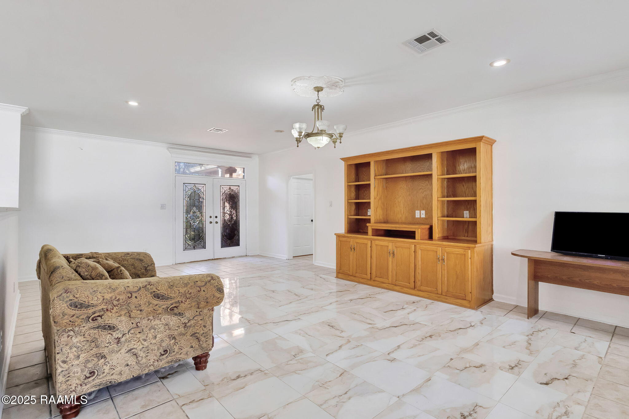 2105 Dustin Morgan Loop