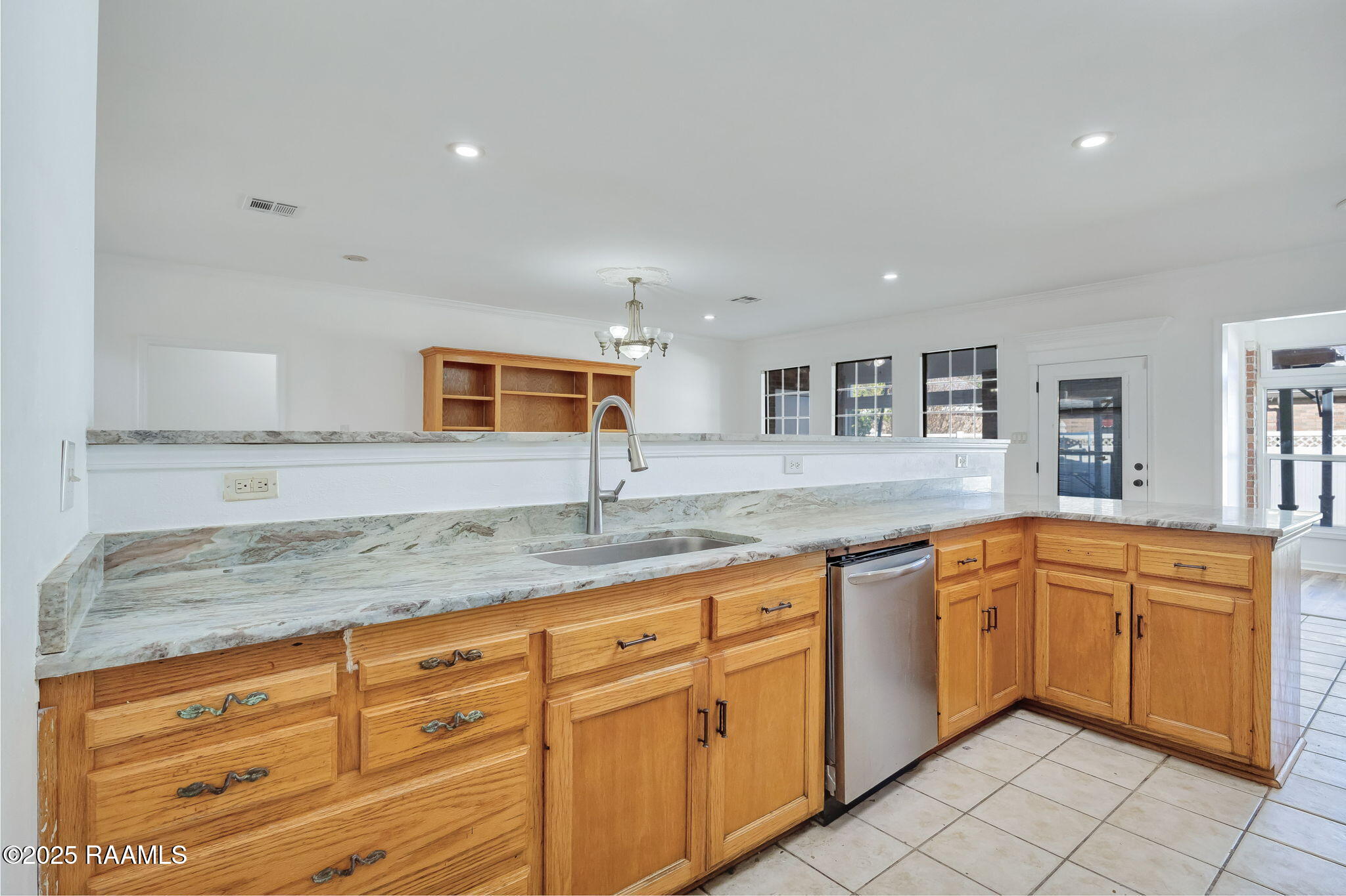 2105 Dustin Morgan Loop
