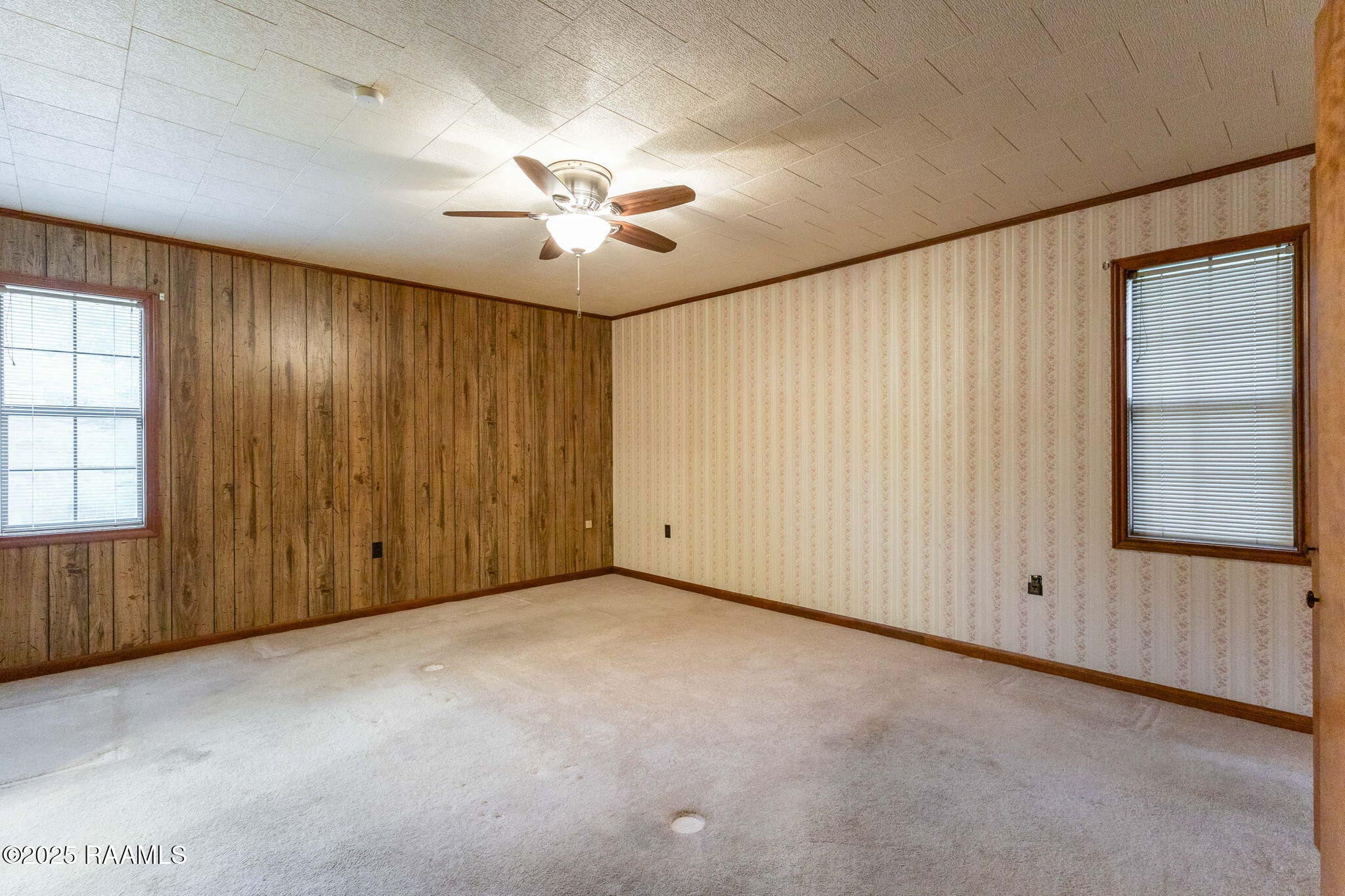 128 Crestview Drive