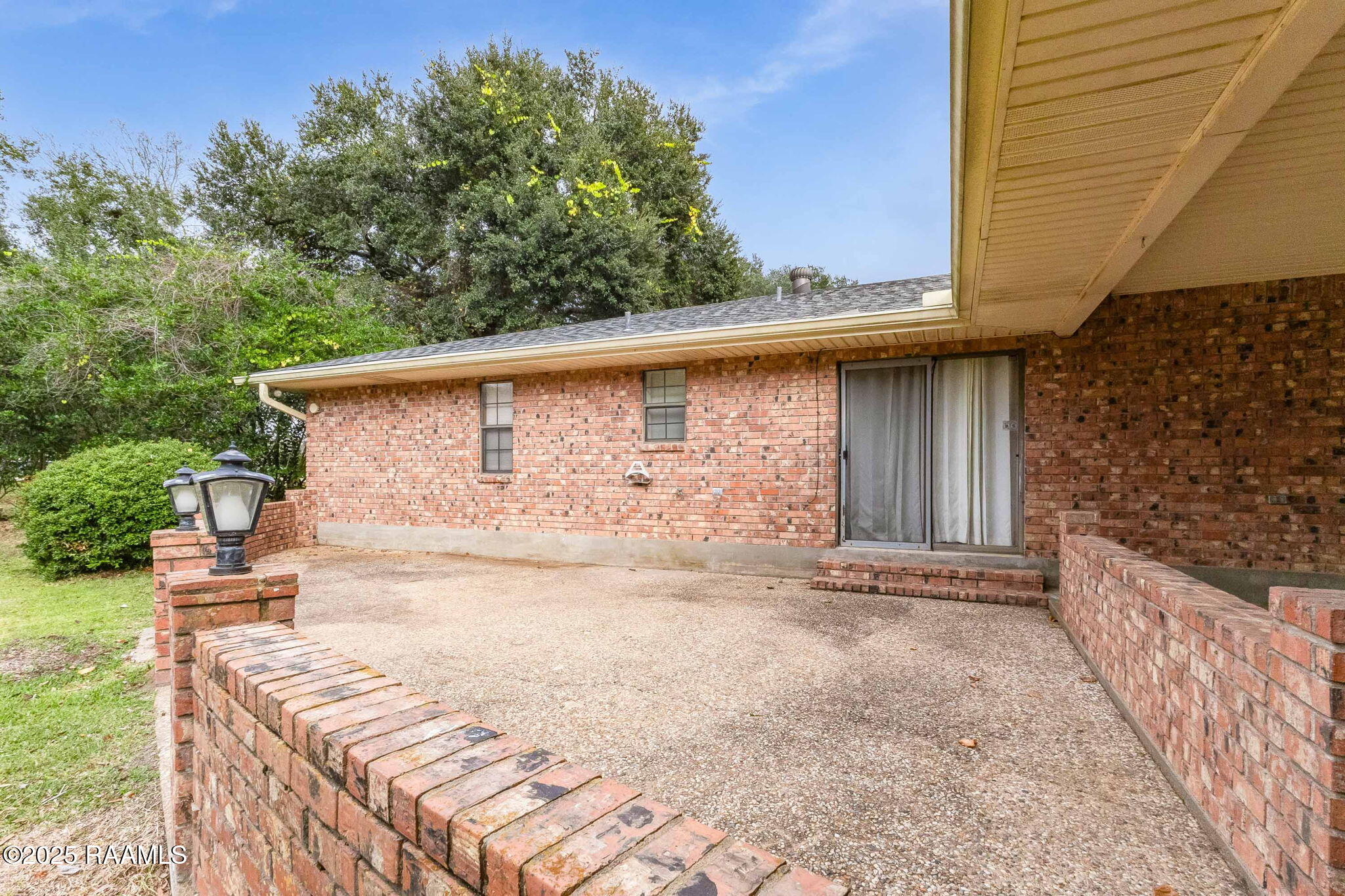 128 Crestview Drive