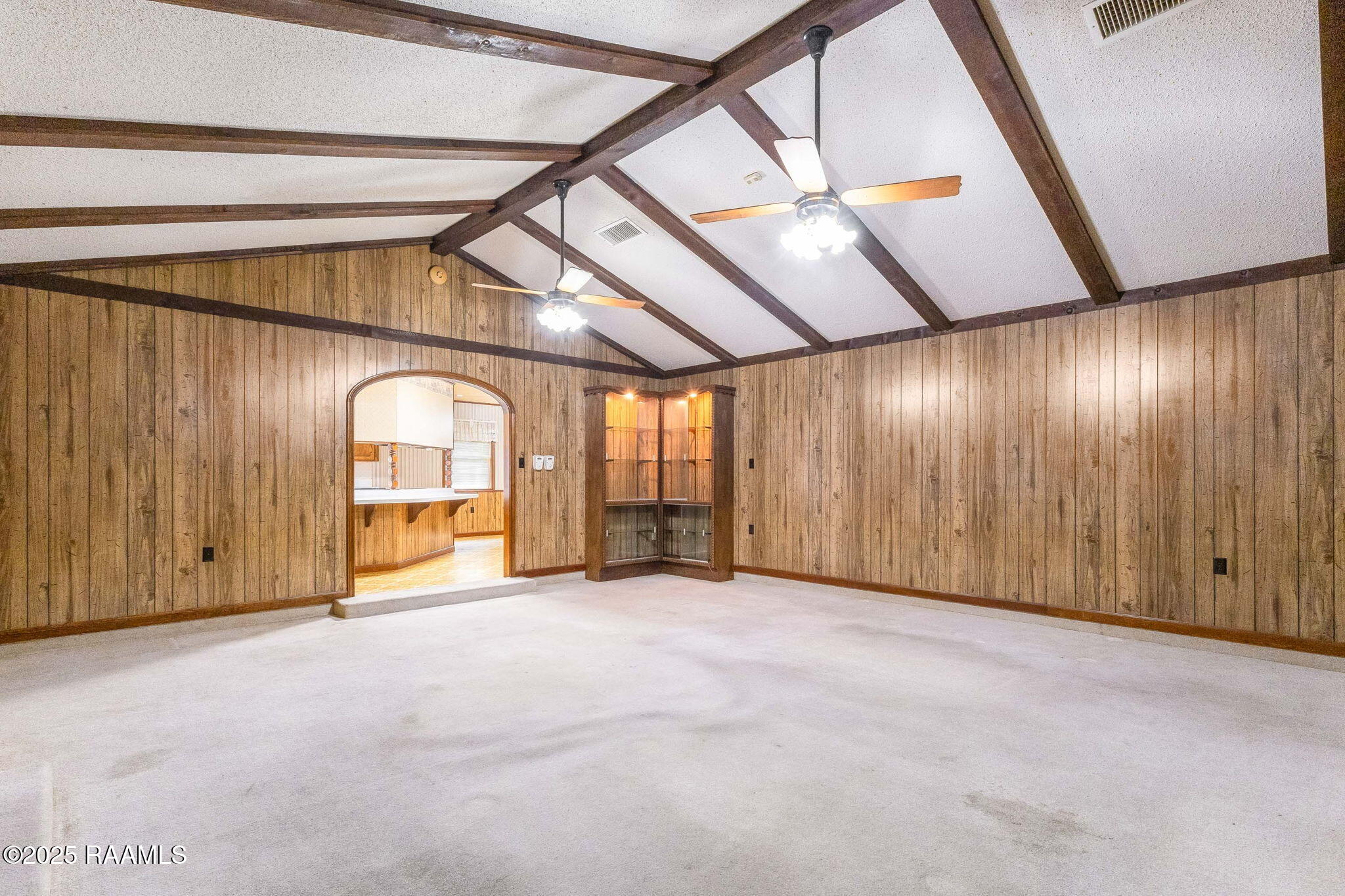128 Crestview Drive