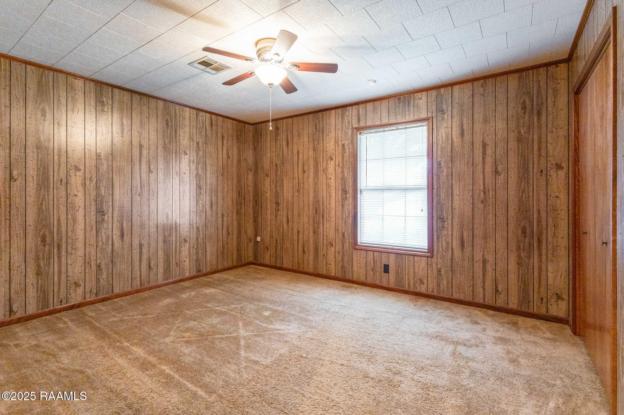 128 Crestview Drive