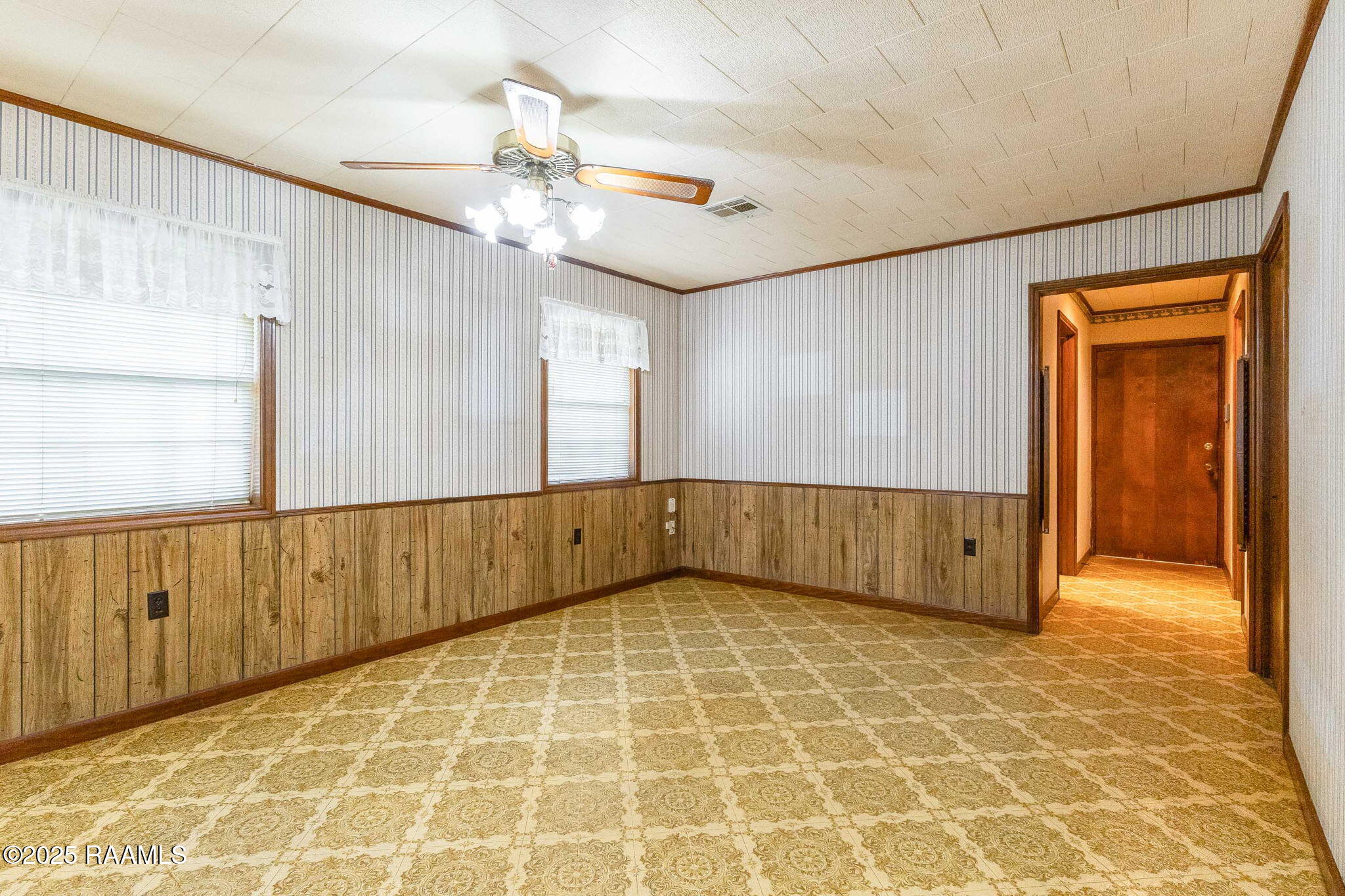 128 Crestview Drive