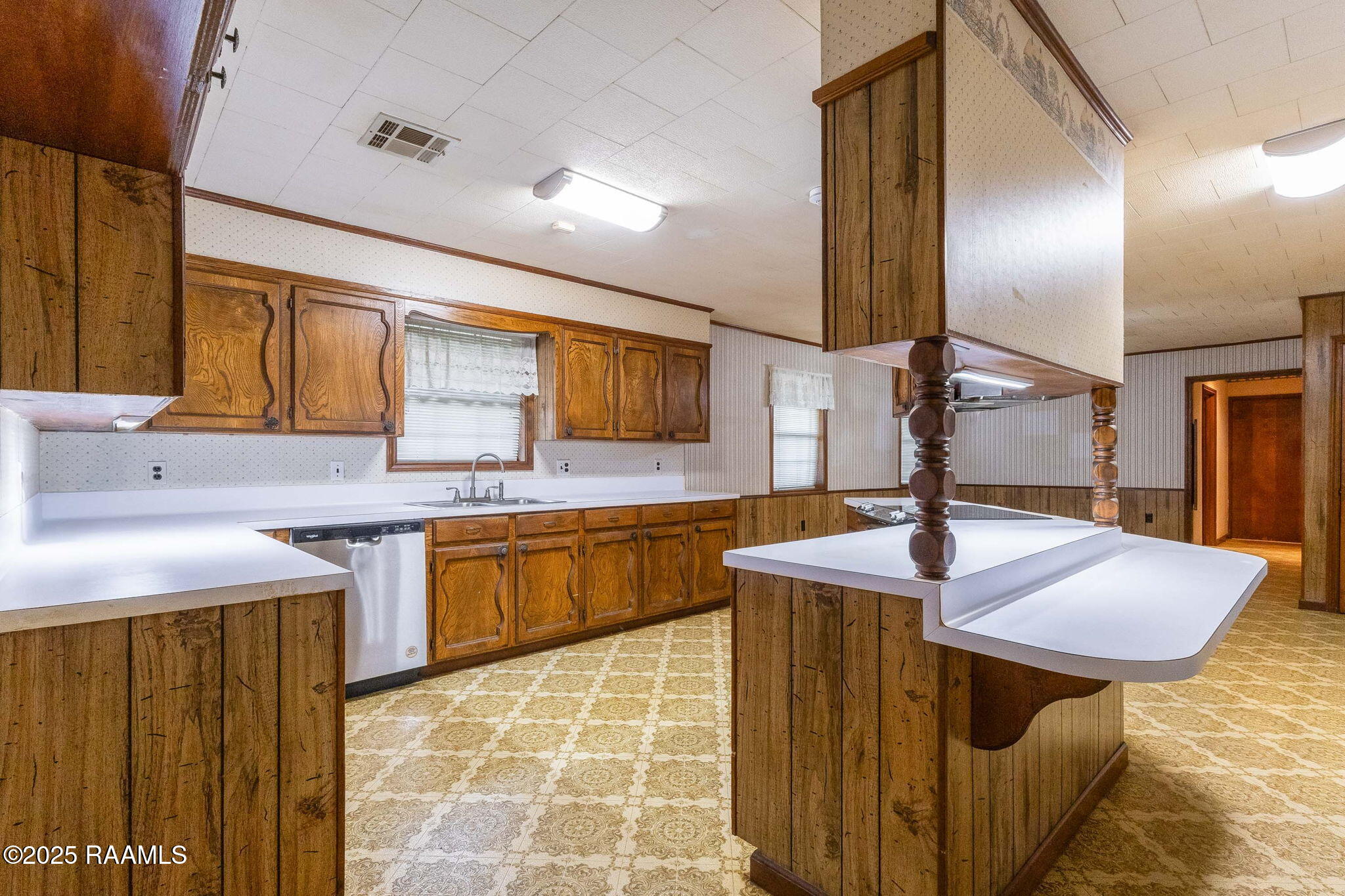 128 Crestview Drive