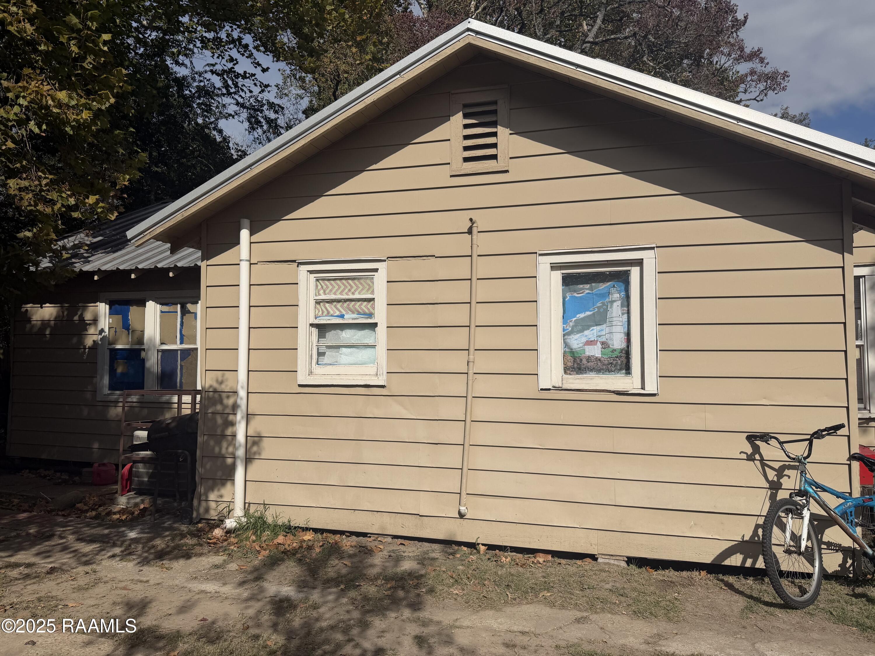811 N 3rd Street