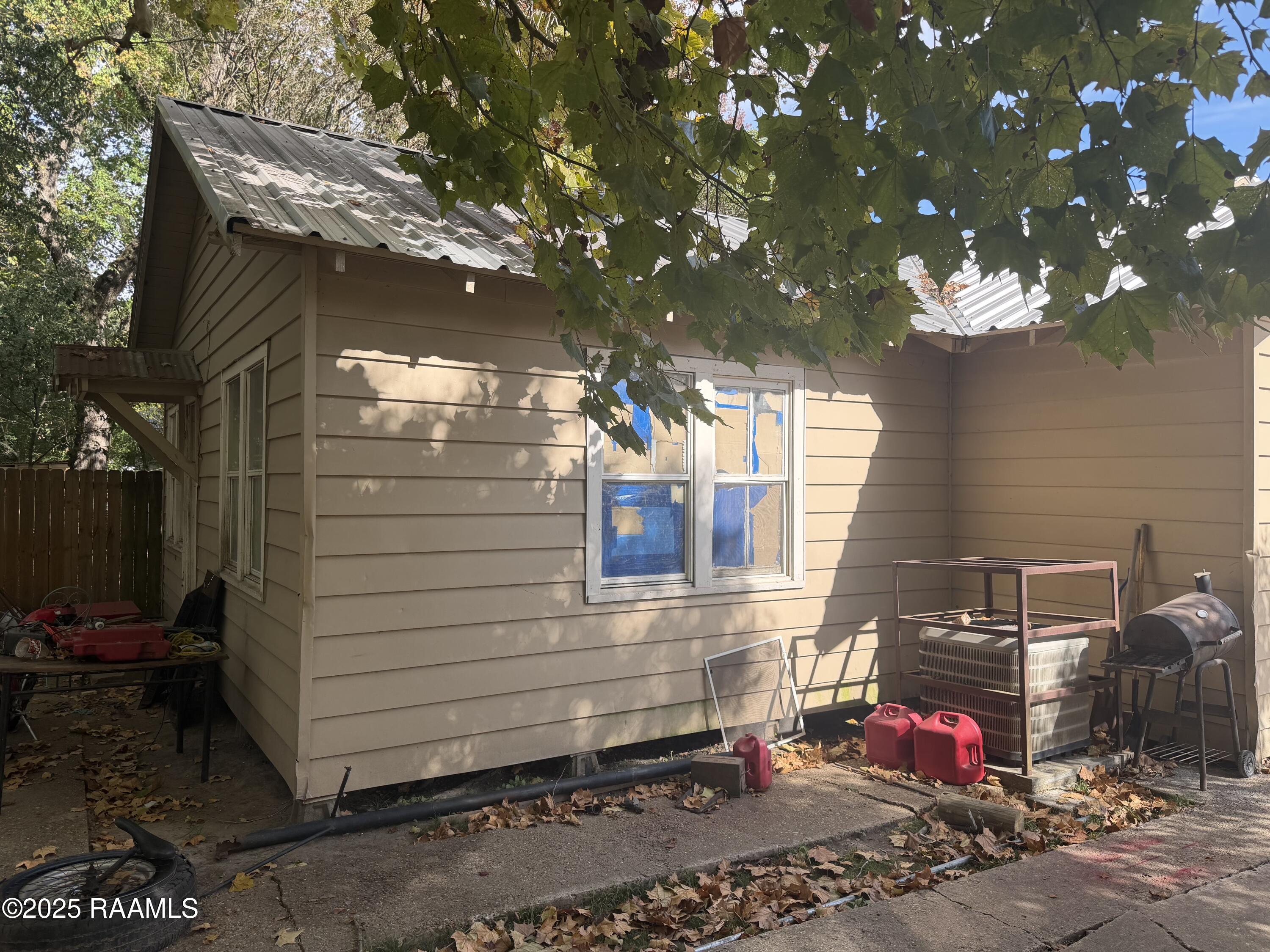 811 N 3rd Street